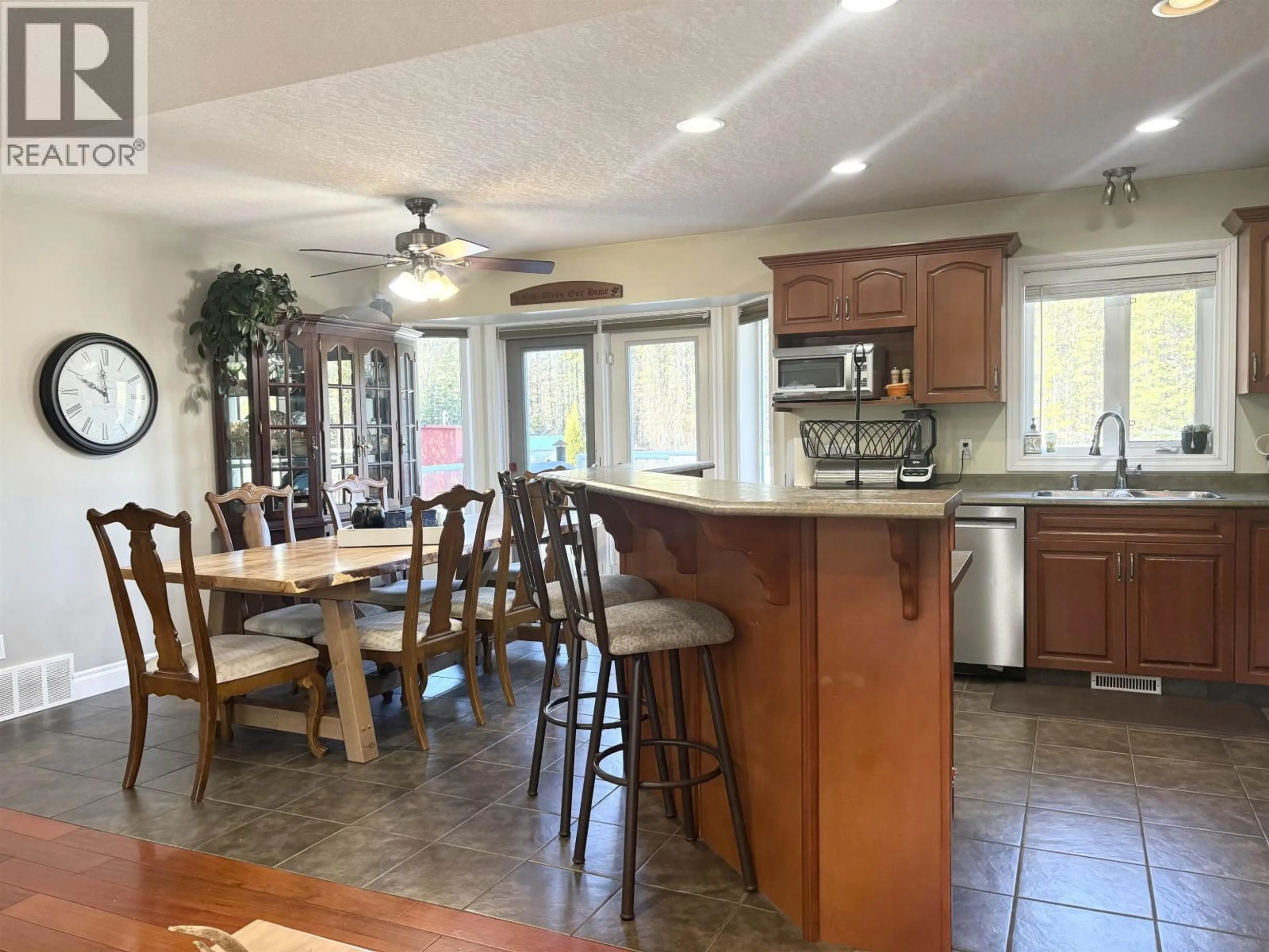 Open concept kitchen, unknown for 9133 SYKES ROAD, Prince George British Columbia V2N6N4