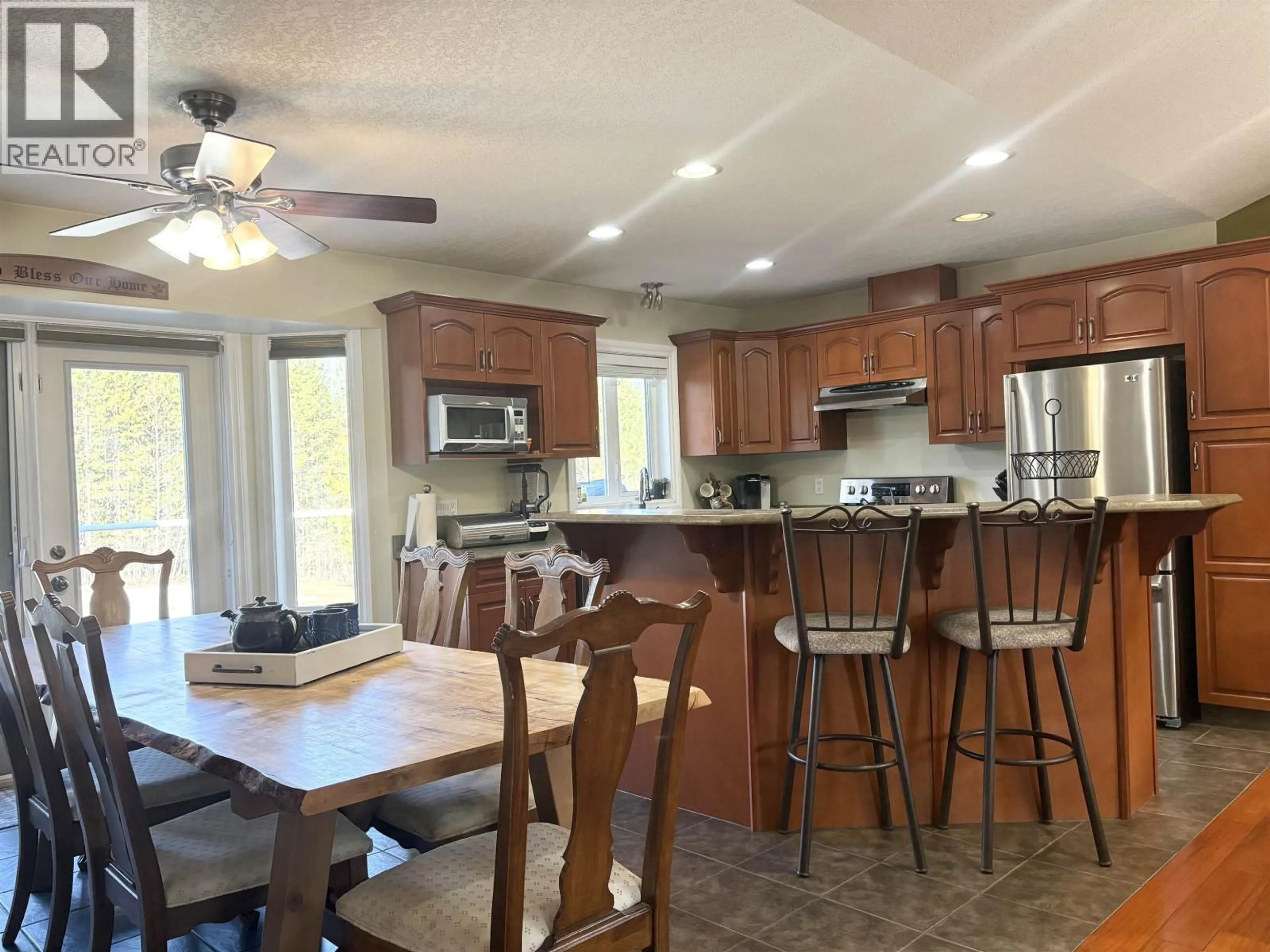Open concept kitchen, unknown for 9133 SYKES ROAD, Prince George British Columbia V2N6N4