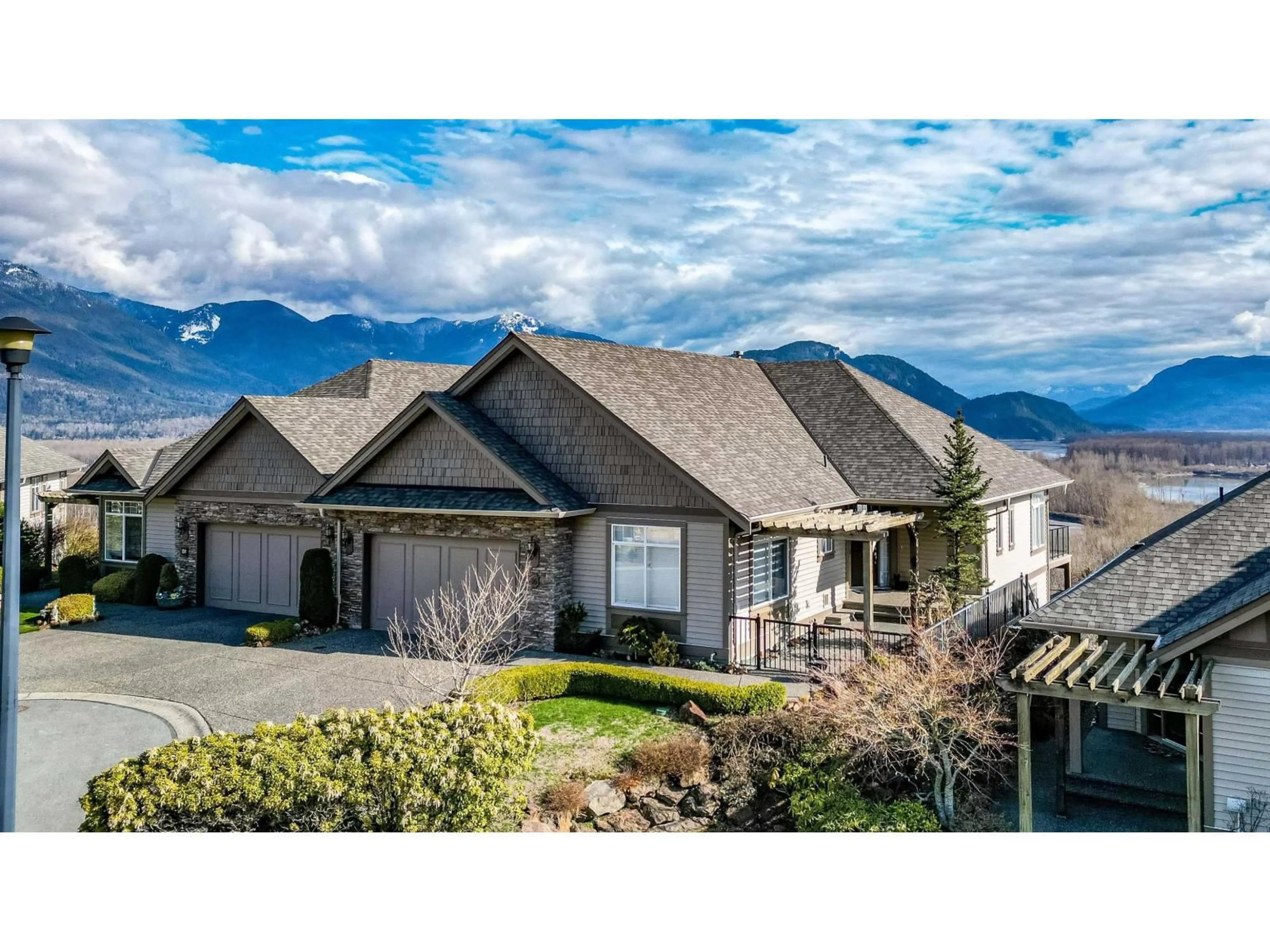 A pic from outside/outdoor area/front of a property/back of a property/a pic from drone, mountain view for 16 - 43777 CHILLIWACK MOUNTAIN ROAD, Chilliwack British Columbia V2R5V1