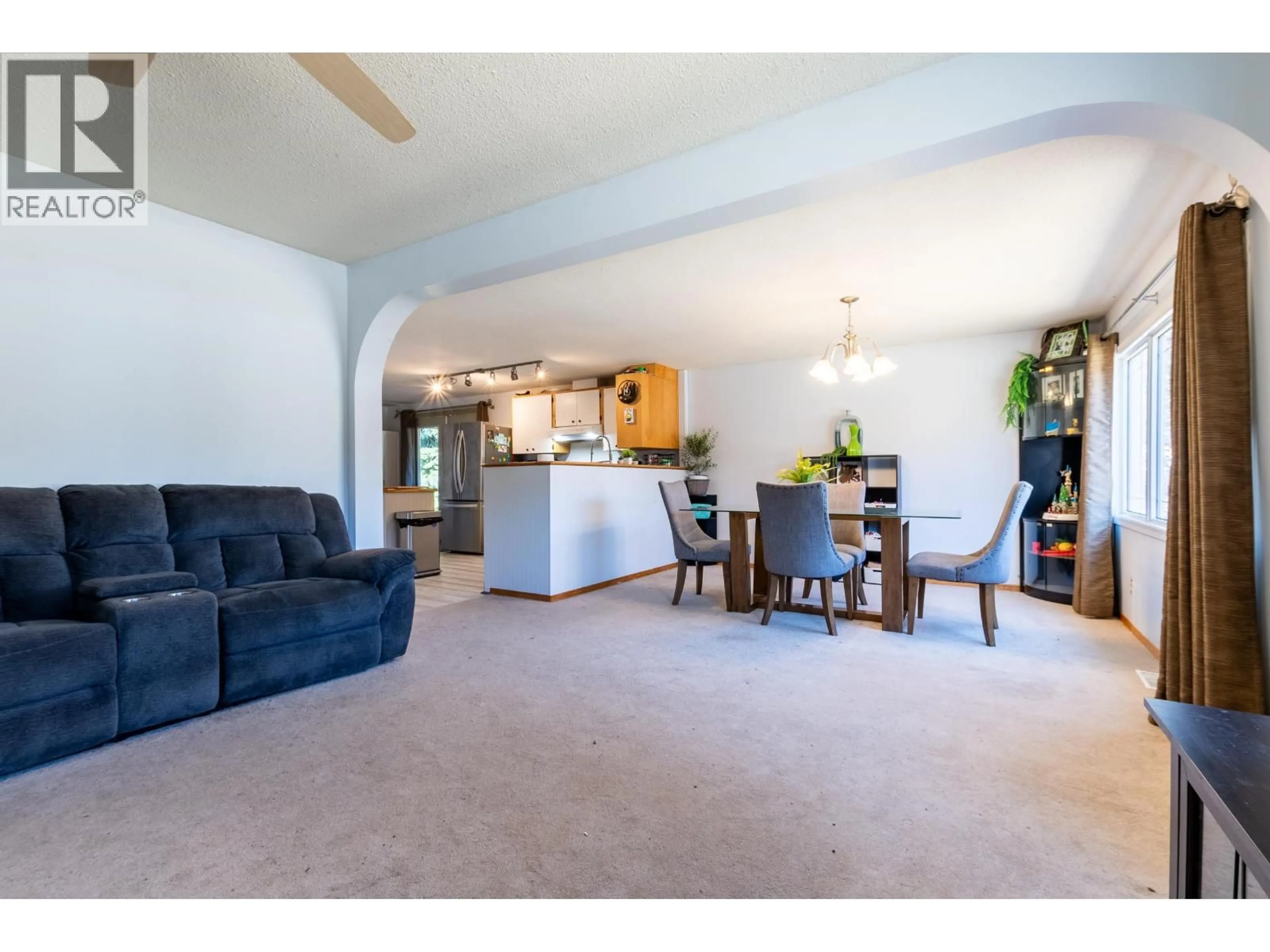 Living room with furniture, unknown for 3939 DIAMOND DRIVE, Prince George British Columbia V2K3N7