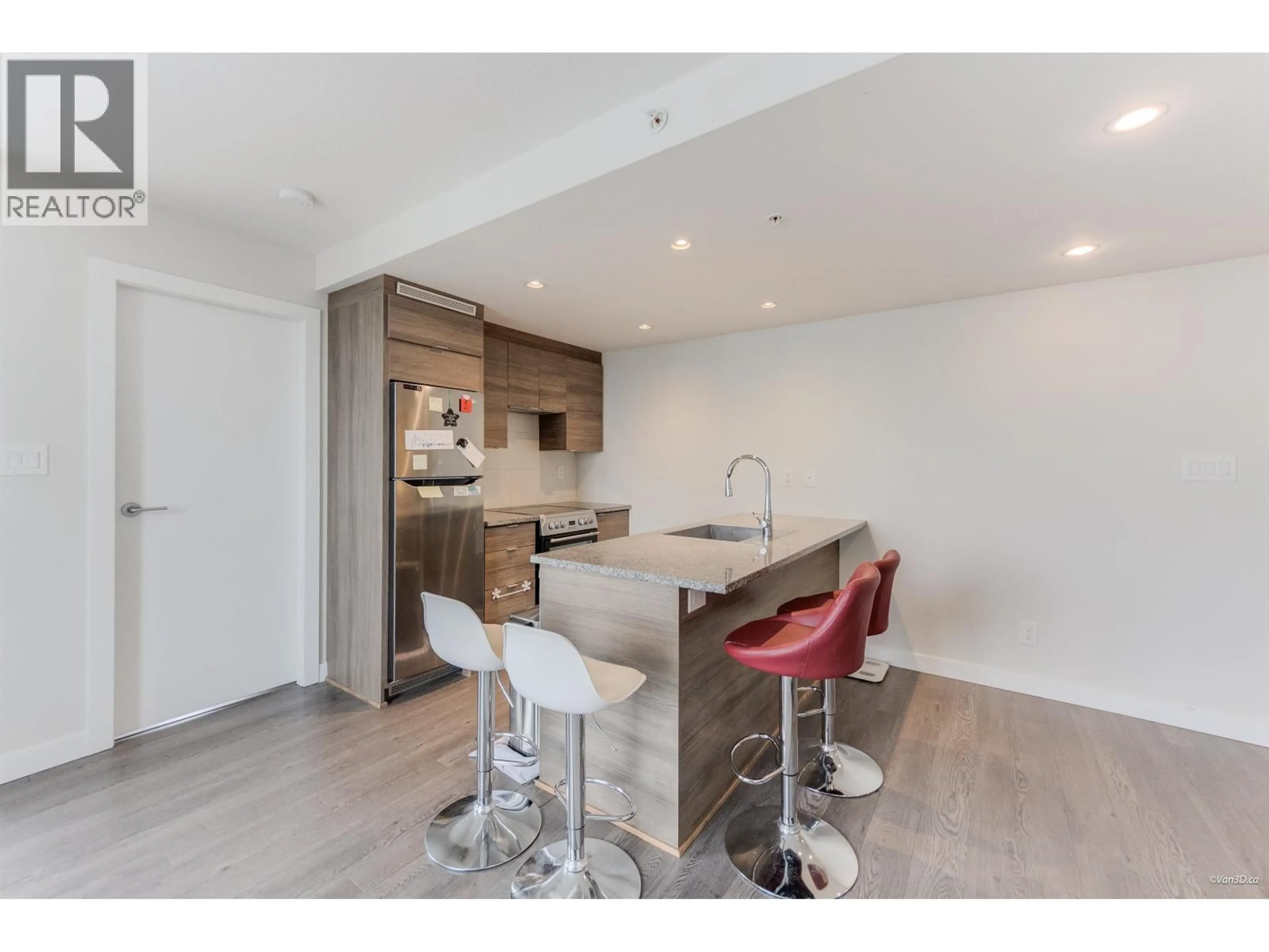 Open concept kitchen, wood/laminate floor for 2907 - 488 MARINE DRIVE, Vancouver British Columbia V5X0C6