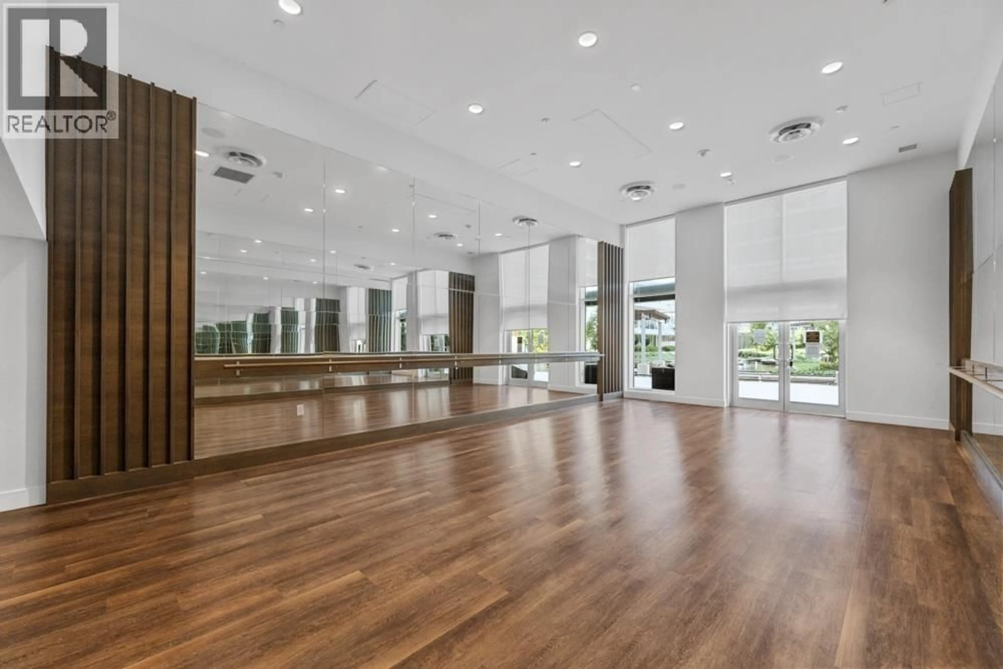 Indoor foyer for 1213 - 8133 COOK ROAD, Richmond British Columbia V6Y0L7