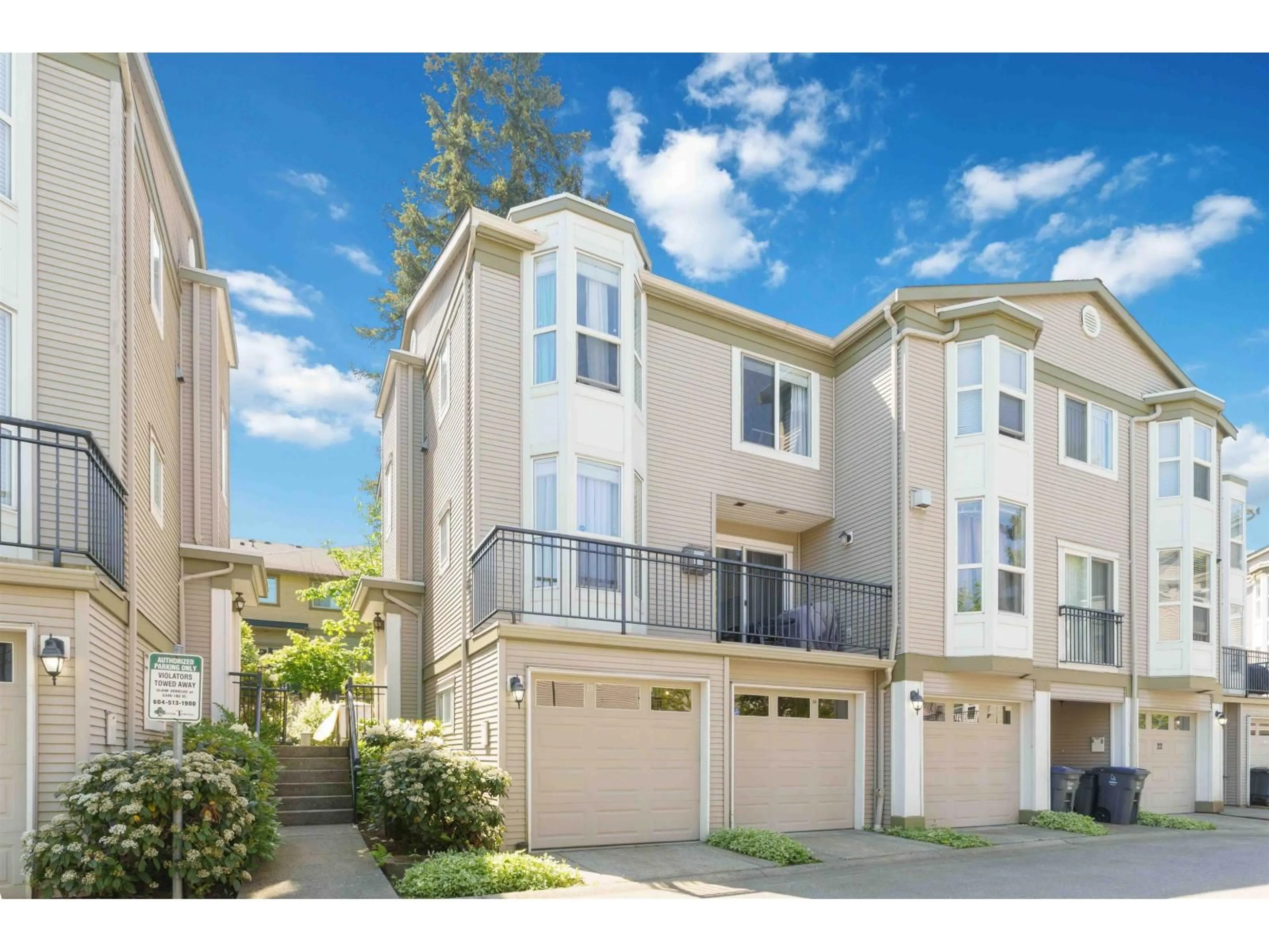 Unknown for 20 - 9559 130A STREET, Surrey British Columbia V3V5N9