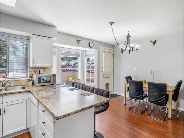 221 - 14861 98 AVENUE, Surrey 4
