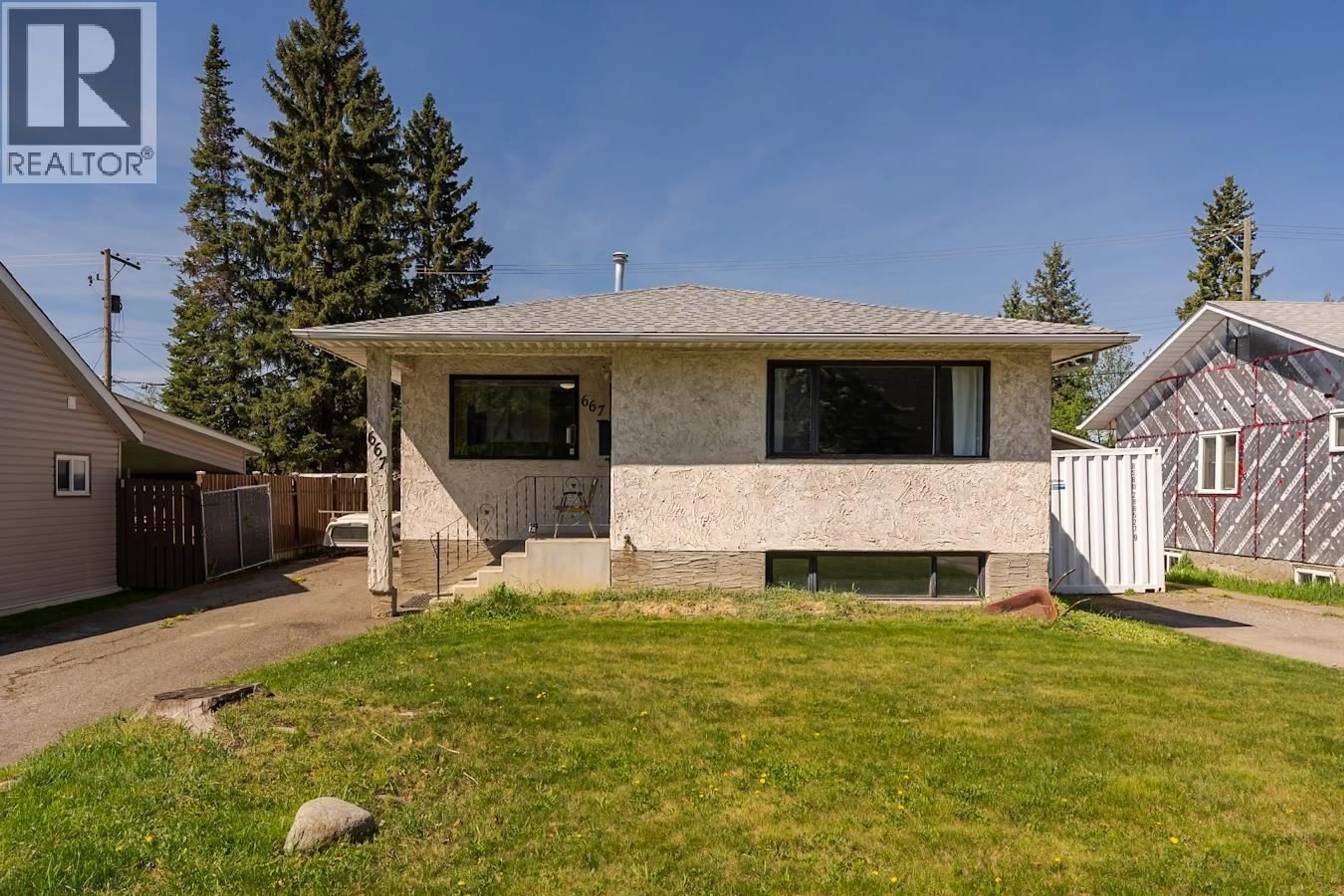 Home with vinyl exterior material, street for 667 ALWARD STREET, Prince George British Columbia V2M2E6