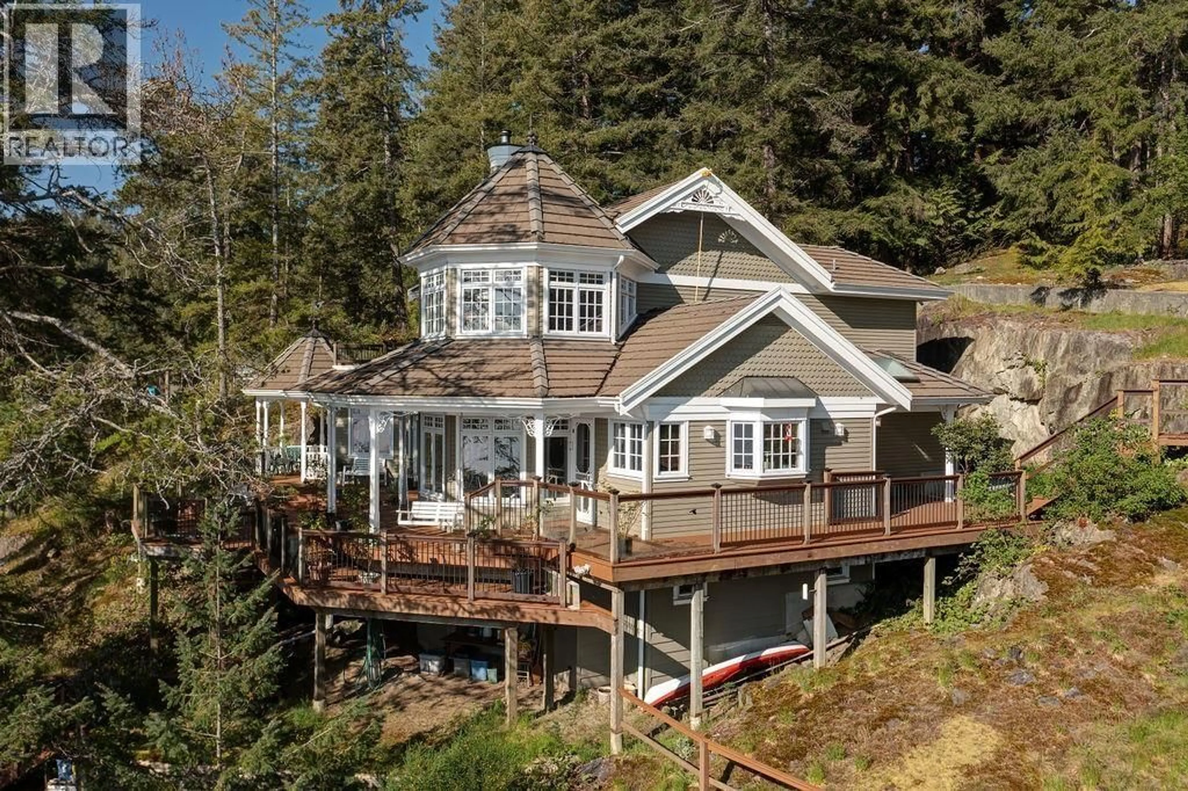 A pic from outside/outdoor area/front of a property/back of a property/a pic from drone, water/lake/river/ocean view for 890 THE GROVE ROAD, Gambier Island British Columbia V0N1V0