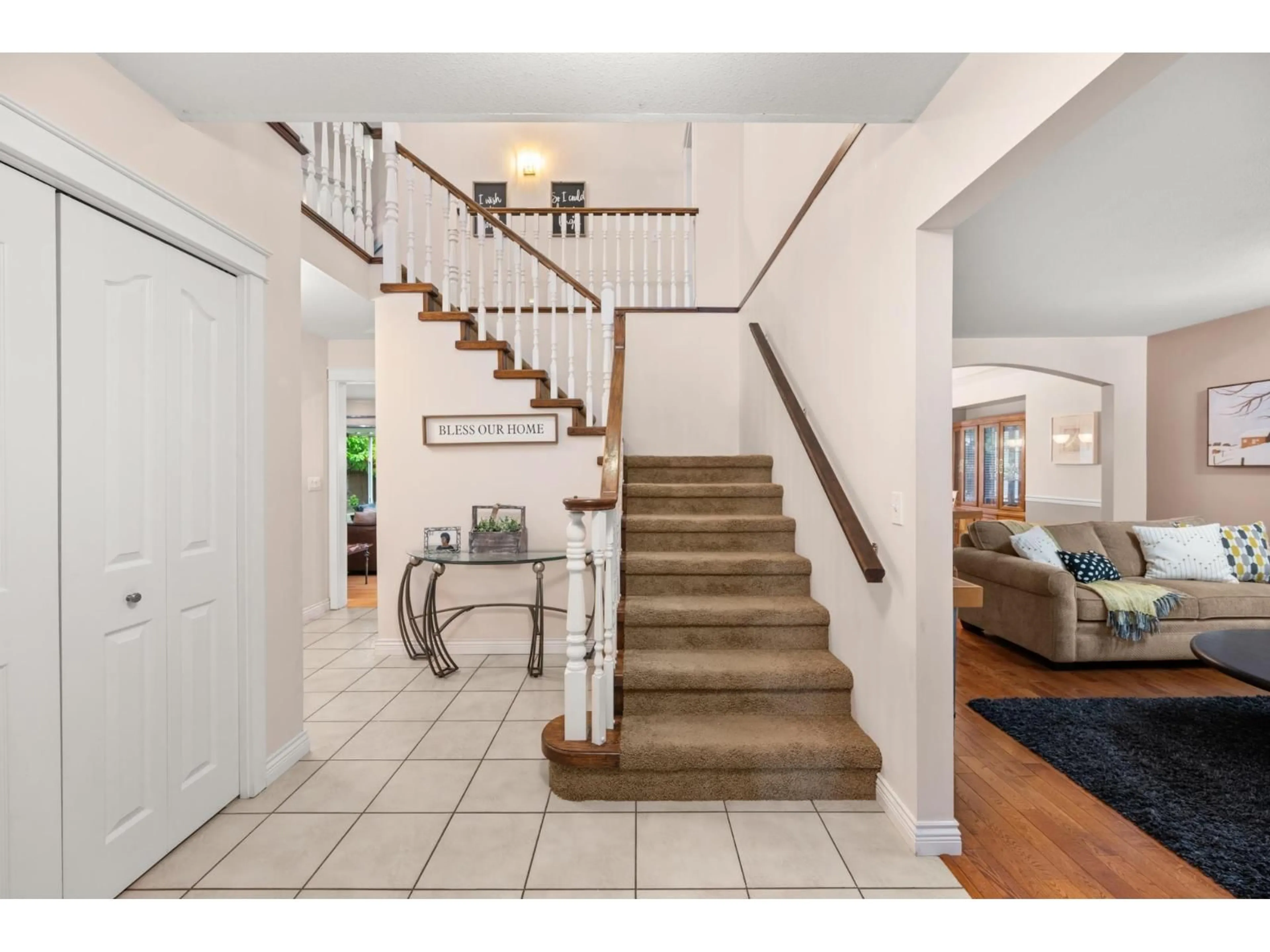 Indoor entryway for 20357 91A AVENUE, Langley British Columbia V1M2G2