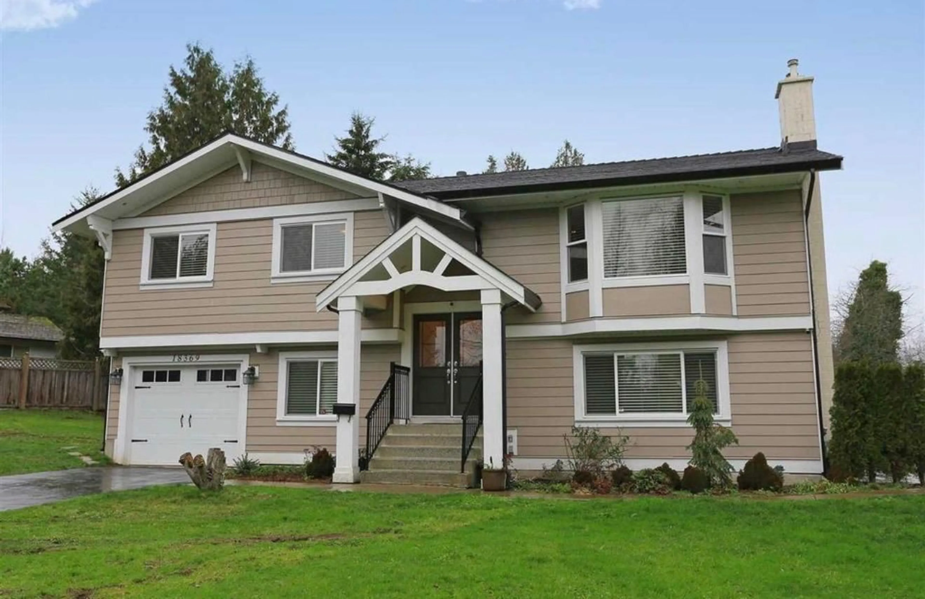 Home with vinyl exterior material, street for 18369 21A AVENUE, Surrey British Columbia V3Z9W2
