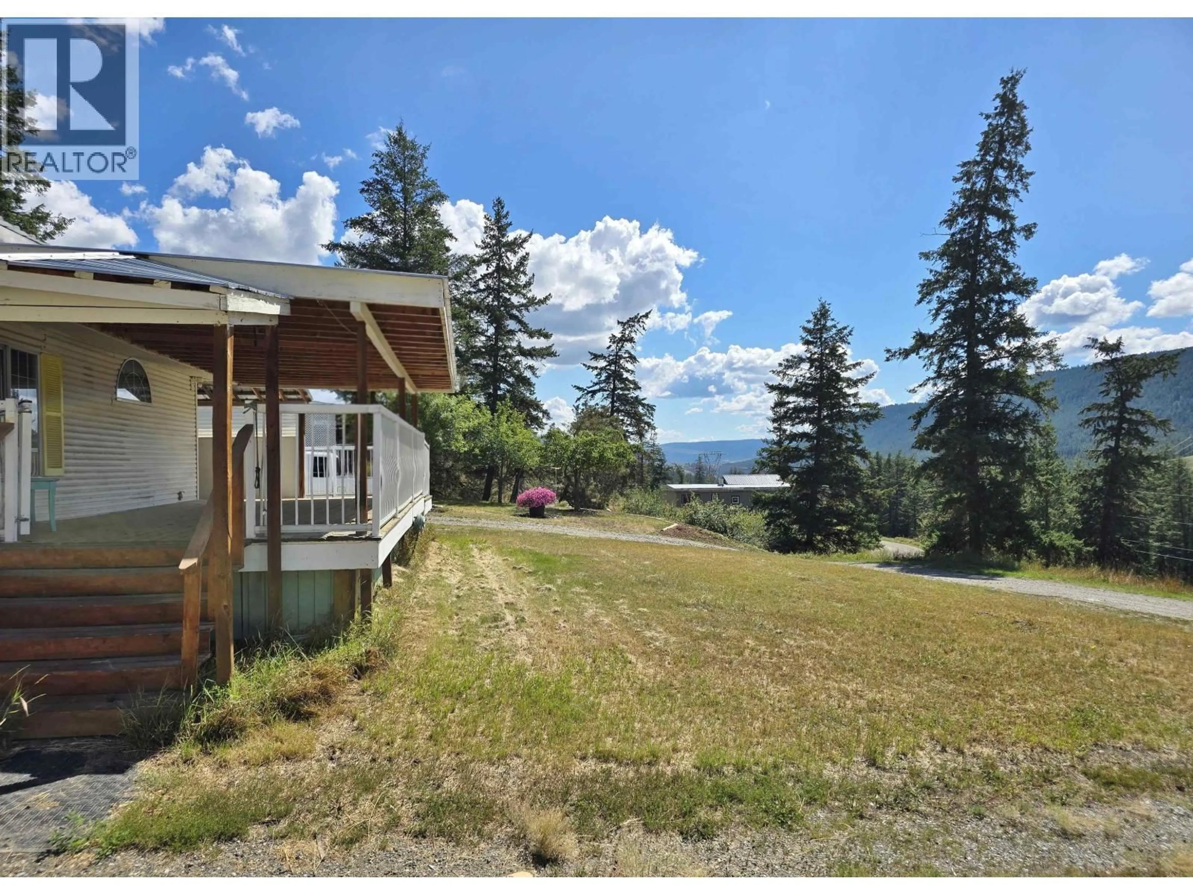 A pic from outside/outdoor area/front of a property/back of a property/a pic from drone, water/lake/river/ocean view for 17 - 560 SODA CREEK ROAD, Williams Lake British Columbia V2G5E7