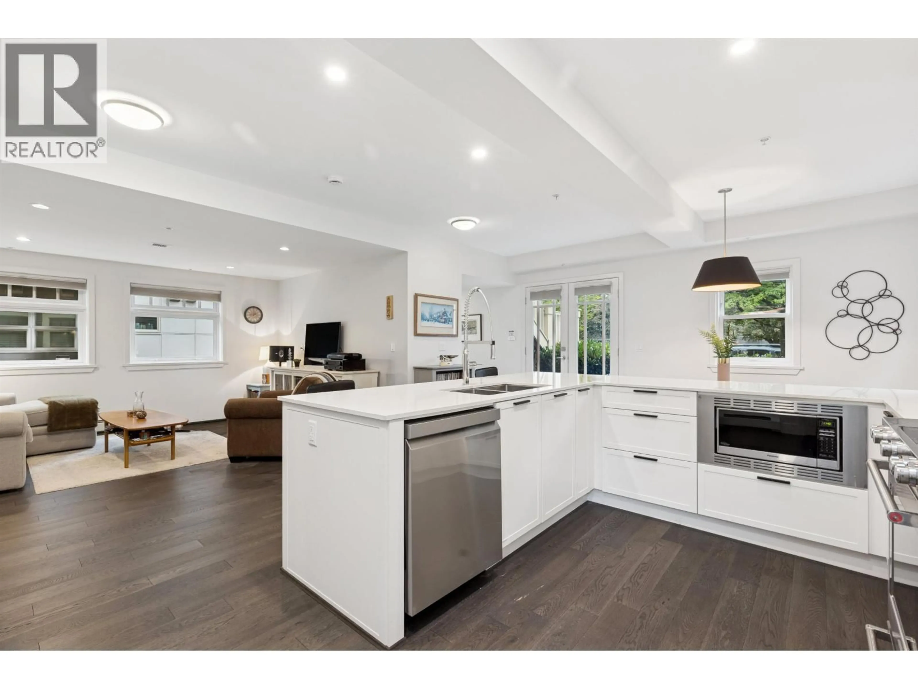 Open concept kitchen, unknown for 2 - 244 5TH STREET, North Vancouver British Columbia V7L1L7