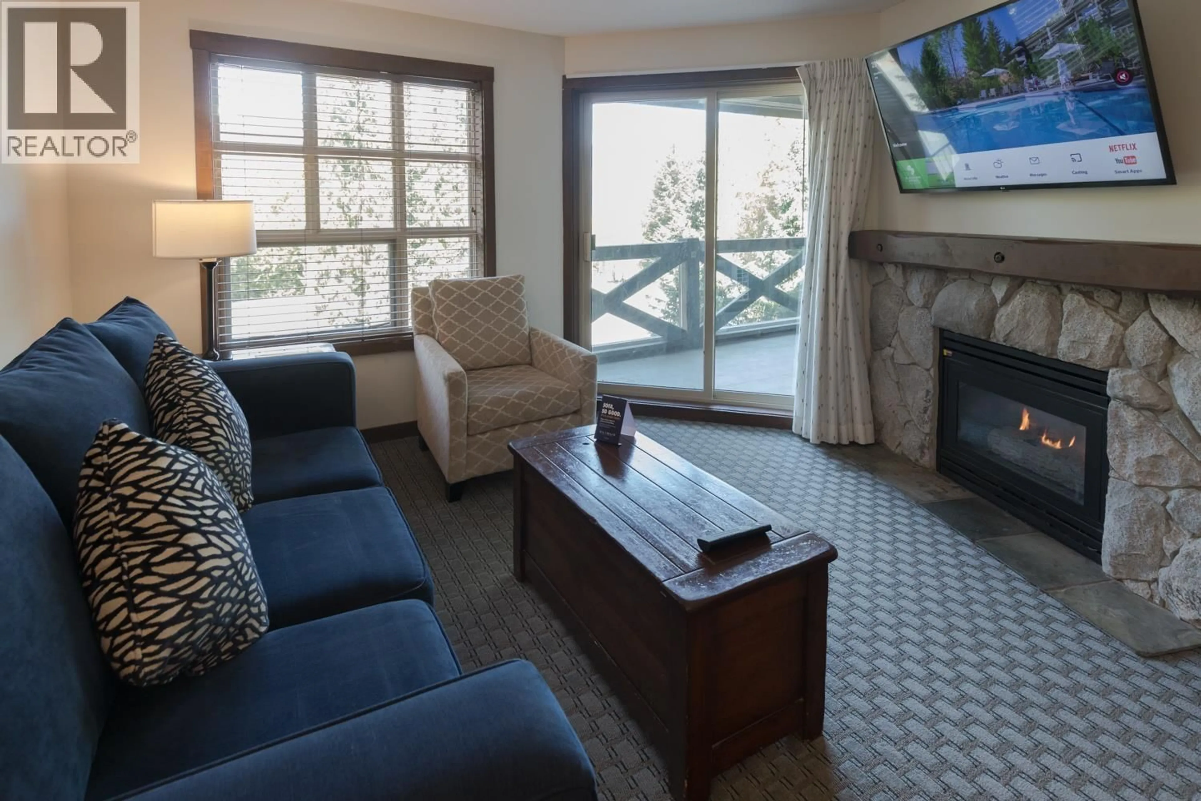 Living room with furniture, unknown for 431 - 4899 PAINTED CLIFF ROAD, Whistler British Columbia V8E1E2