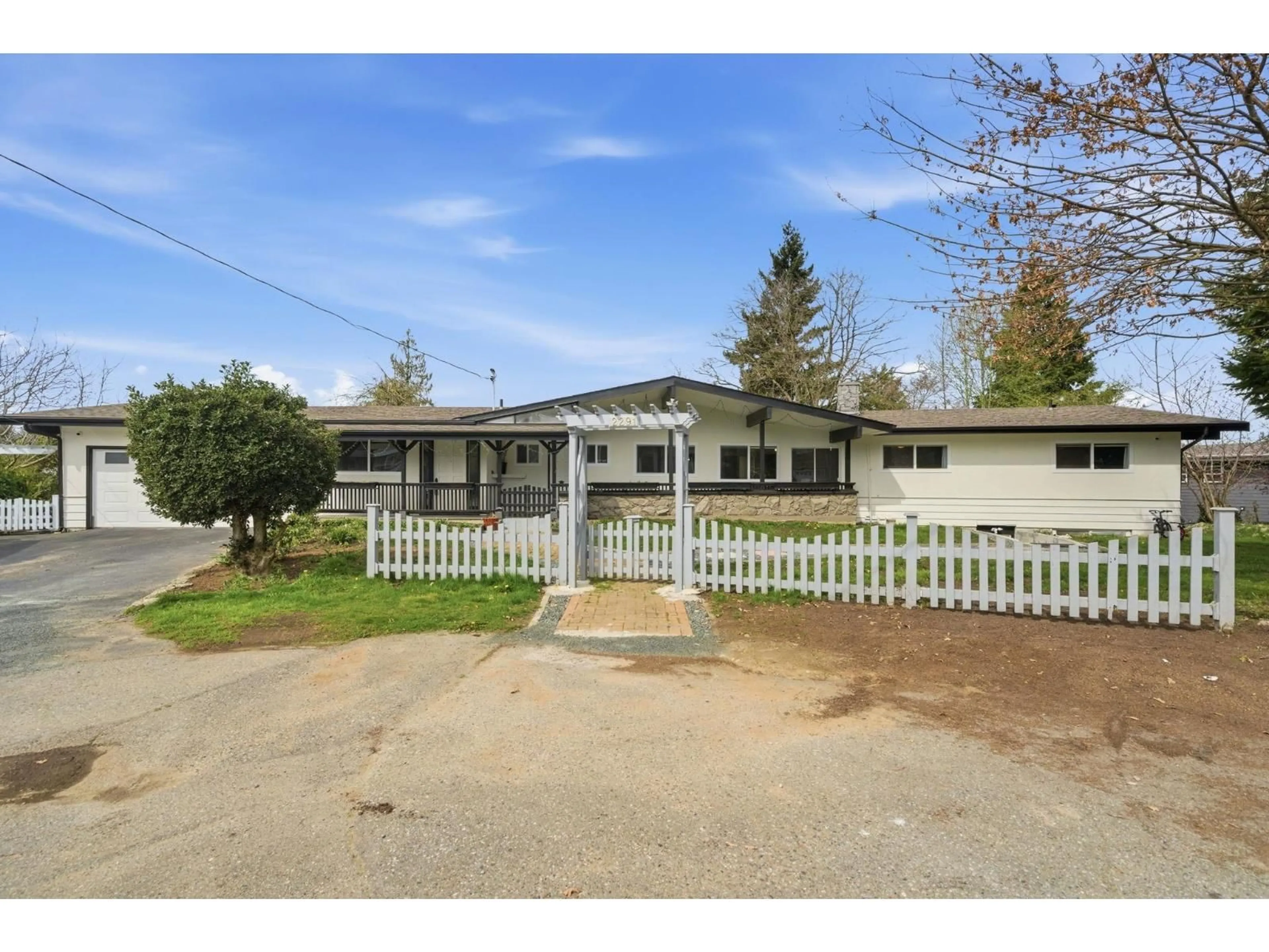 Unknown for 2291 RAINIER STREET, Abbotsford British Columbia V2T3E7