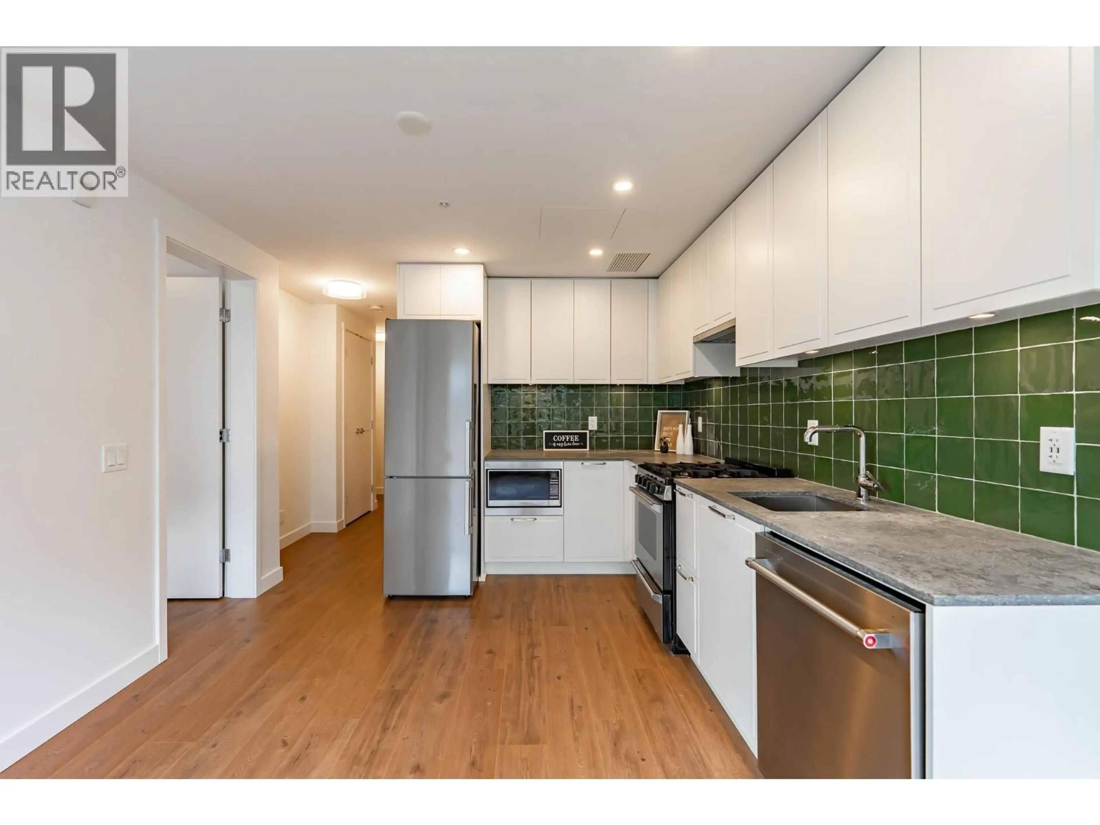 Standard kitchen, unknown for 402 - 648 LEA AVENUE, Coquitlam British Columbia V3J0P1
