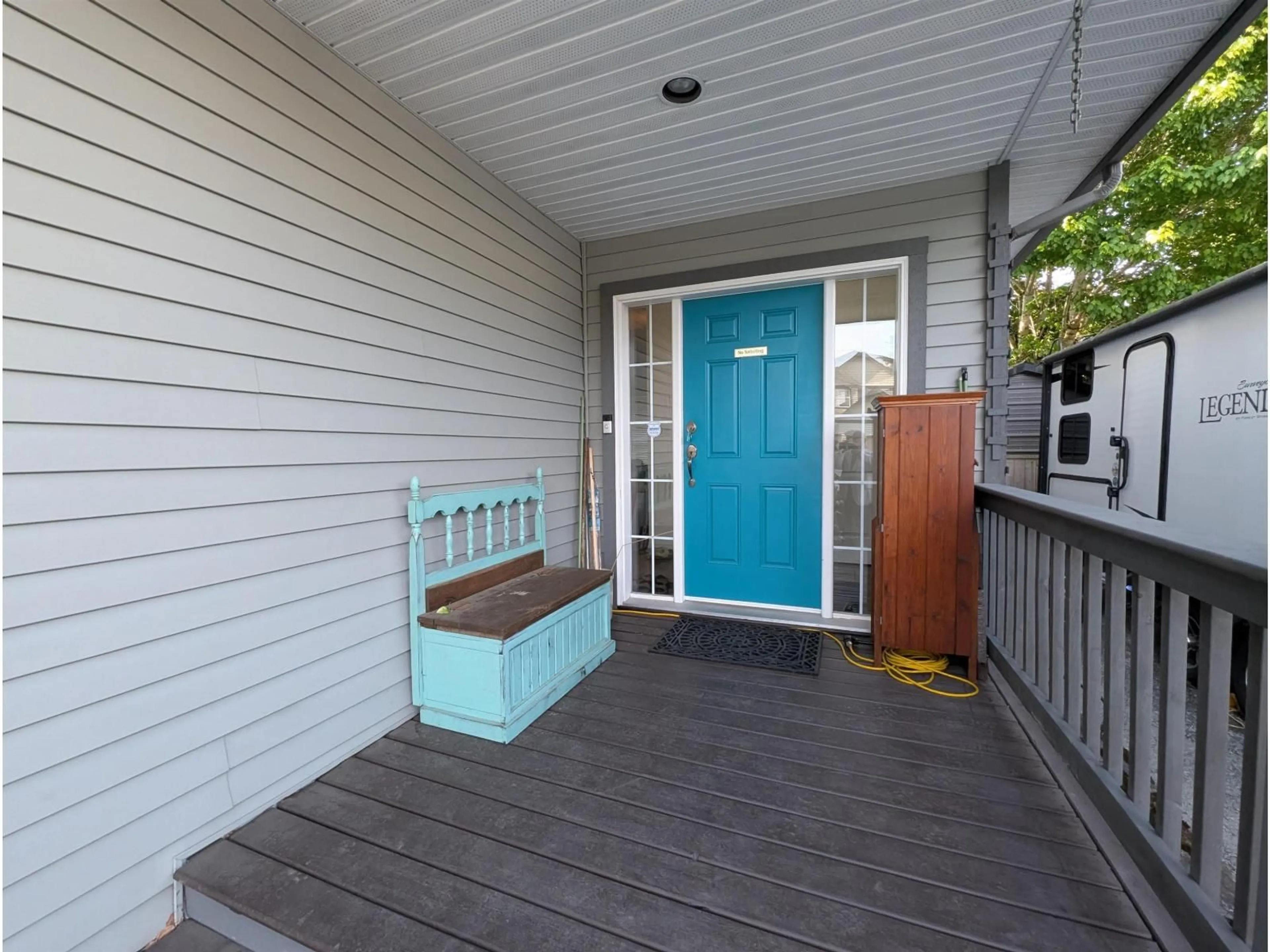 Indoor entryway for 44582 MONTE VISTA DRIVE, Sardis British Columbia V2R5T2