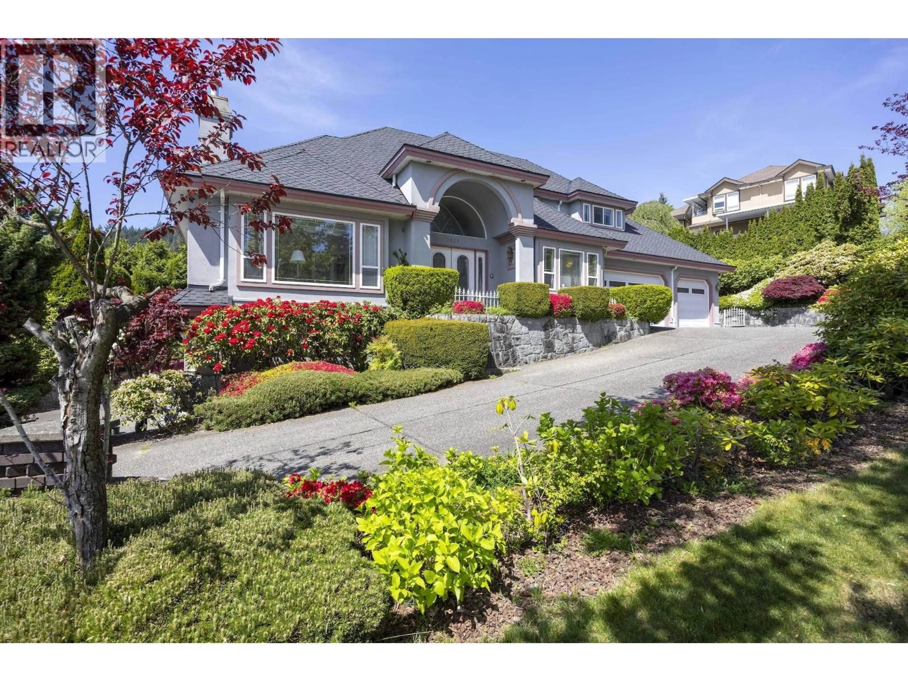 Unknown for 3022 PLATEAU BOULEVARD, Coquitlam British Columbia V3E2W7