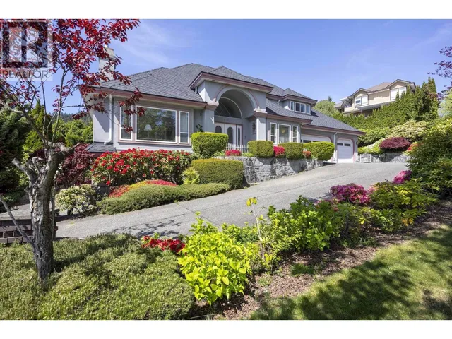 3022 PLATEAU BOULEVARD, Coquitlam 2
