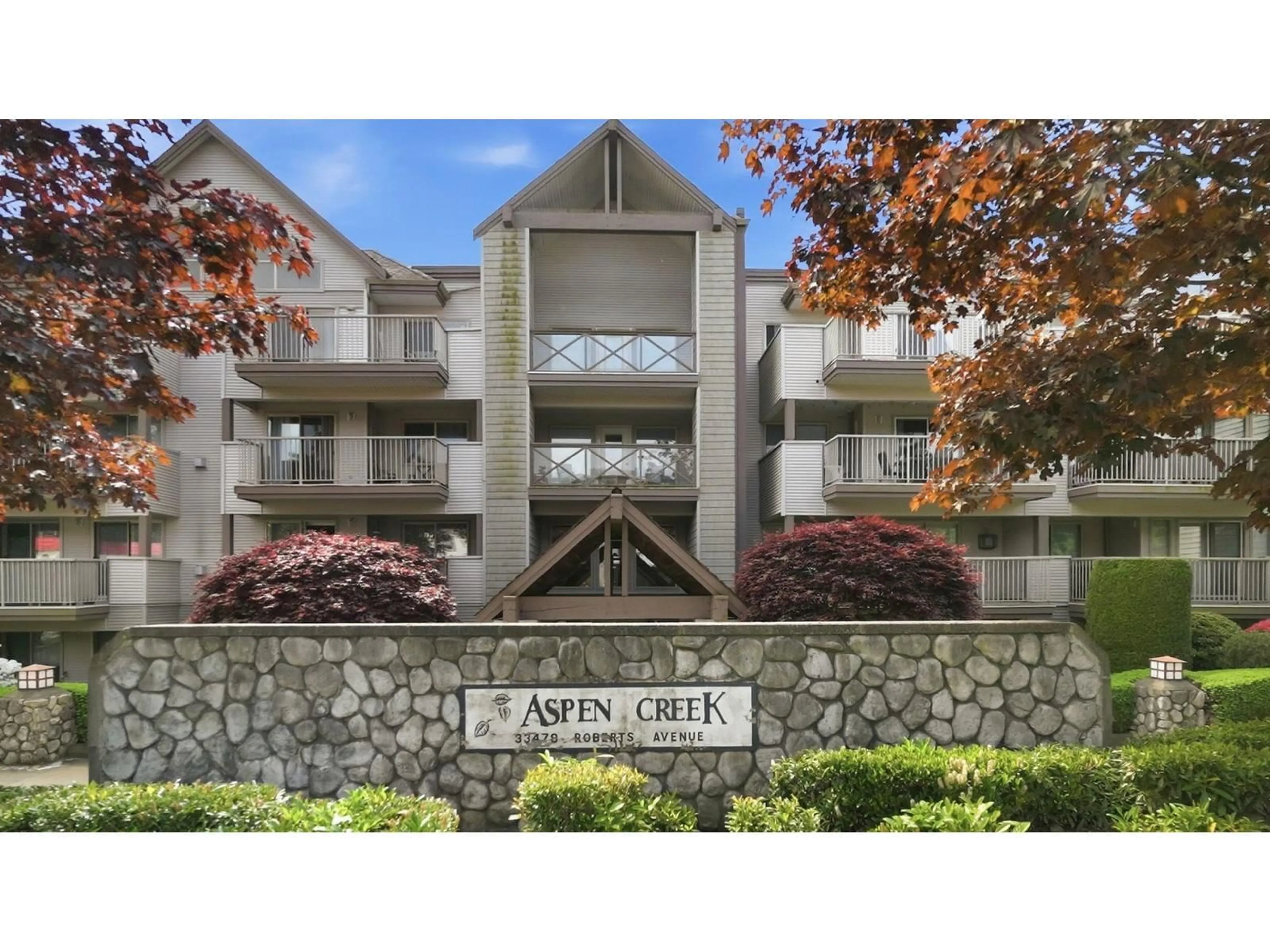 Indoor entryway for 116 - 33478 ROBERTS AVENUE, Abbotsford British Columbia V2S8E1
