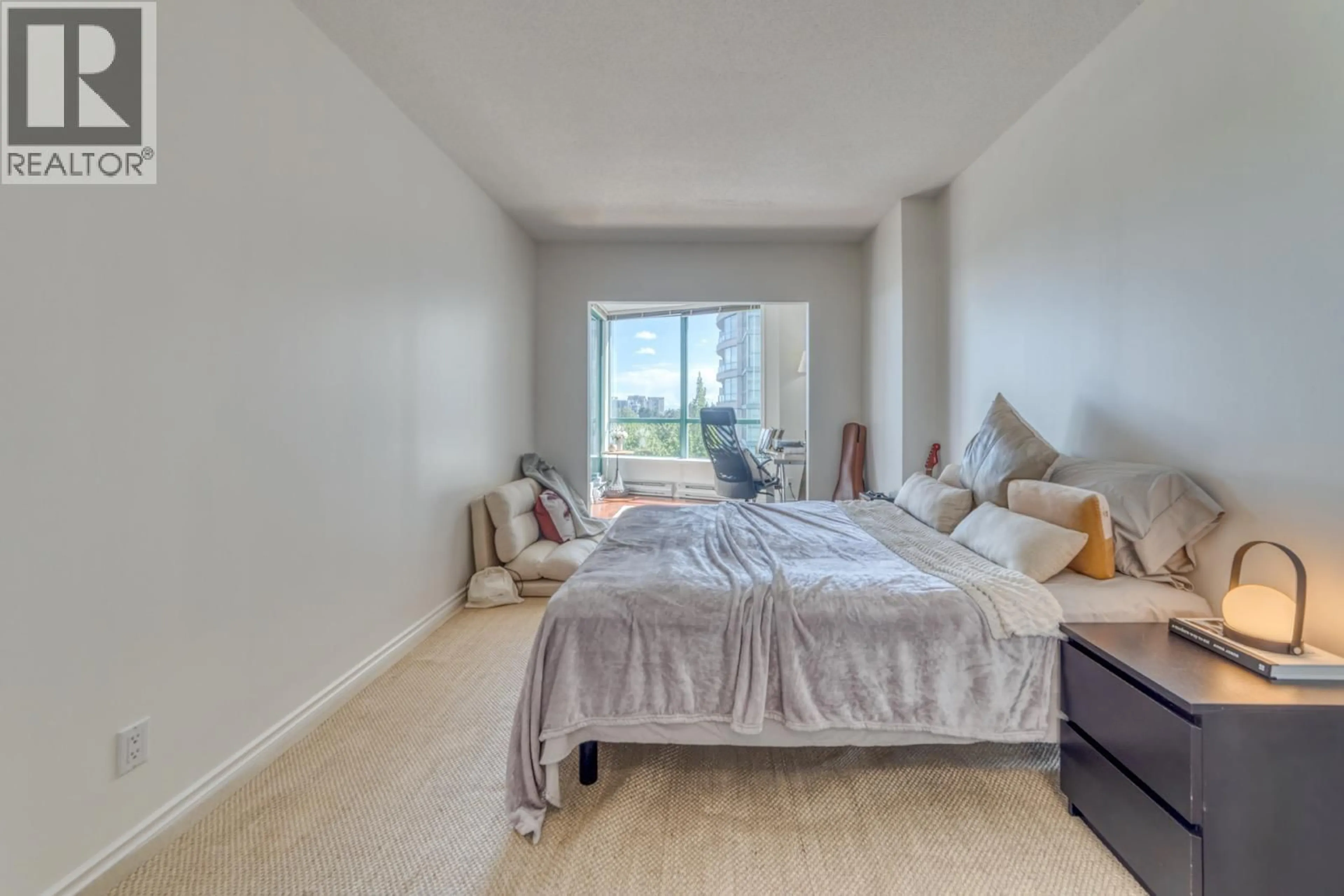 A pic of a room for 701 - 8851 LANSDOWNE ROAD, Richmond British Columbia V6X3X7