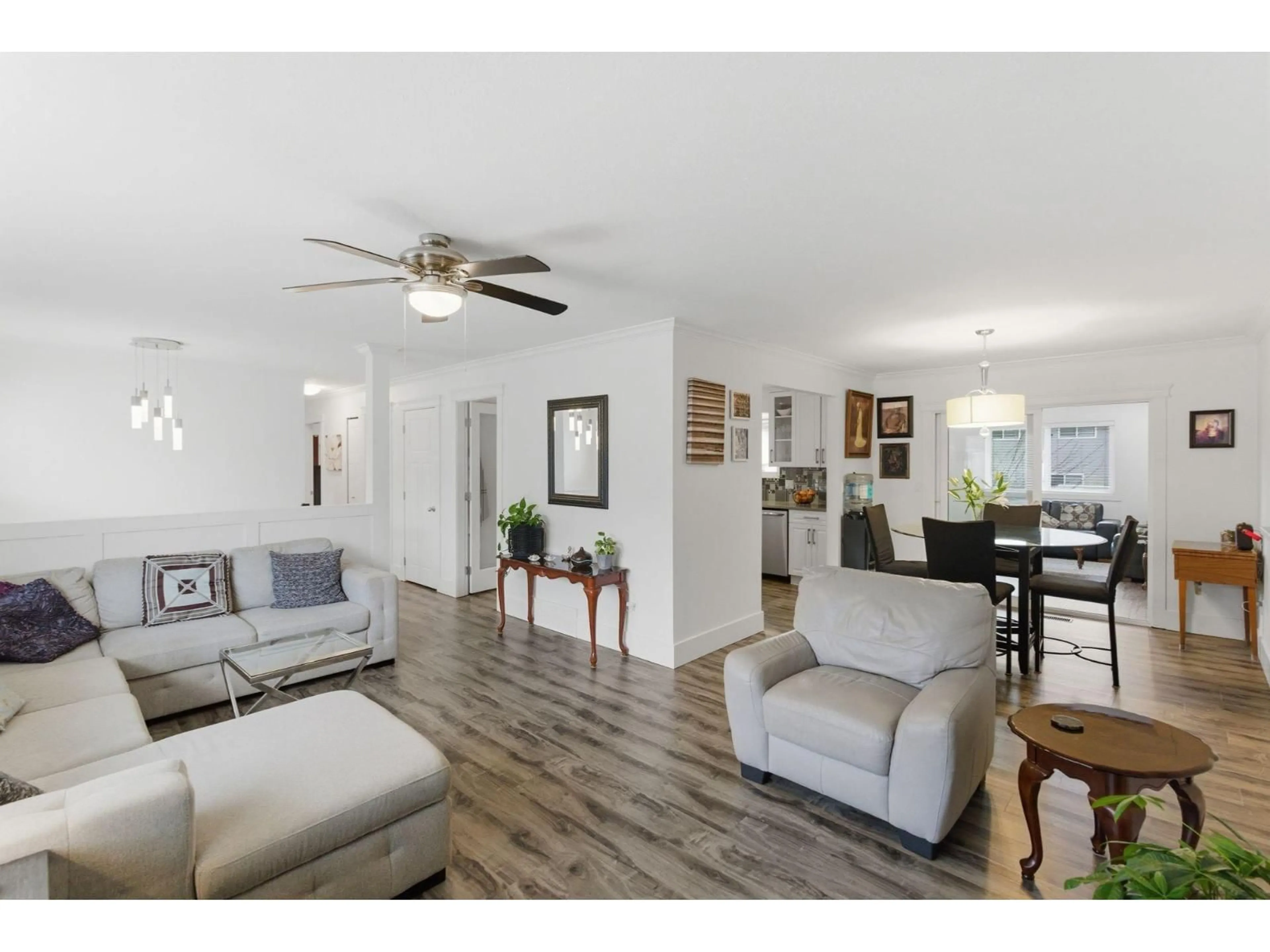 Living room with furniture, unknown for 1460 KASLO COURT, Abbotsford British Columbia V2S6H8