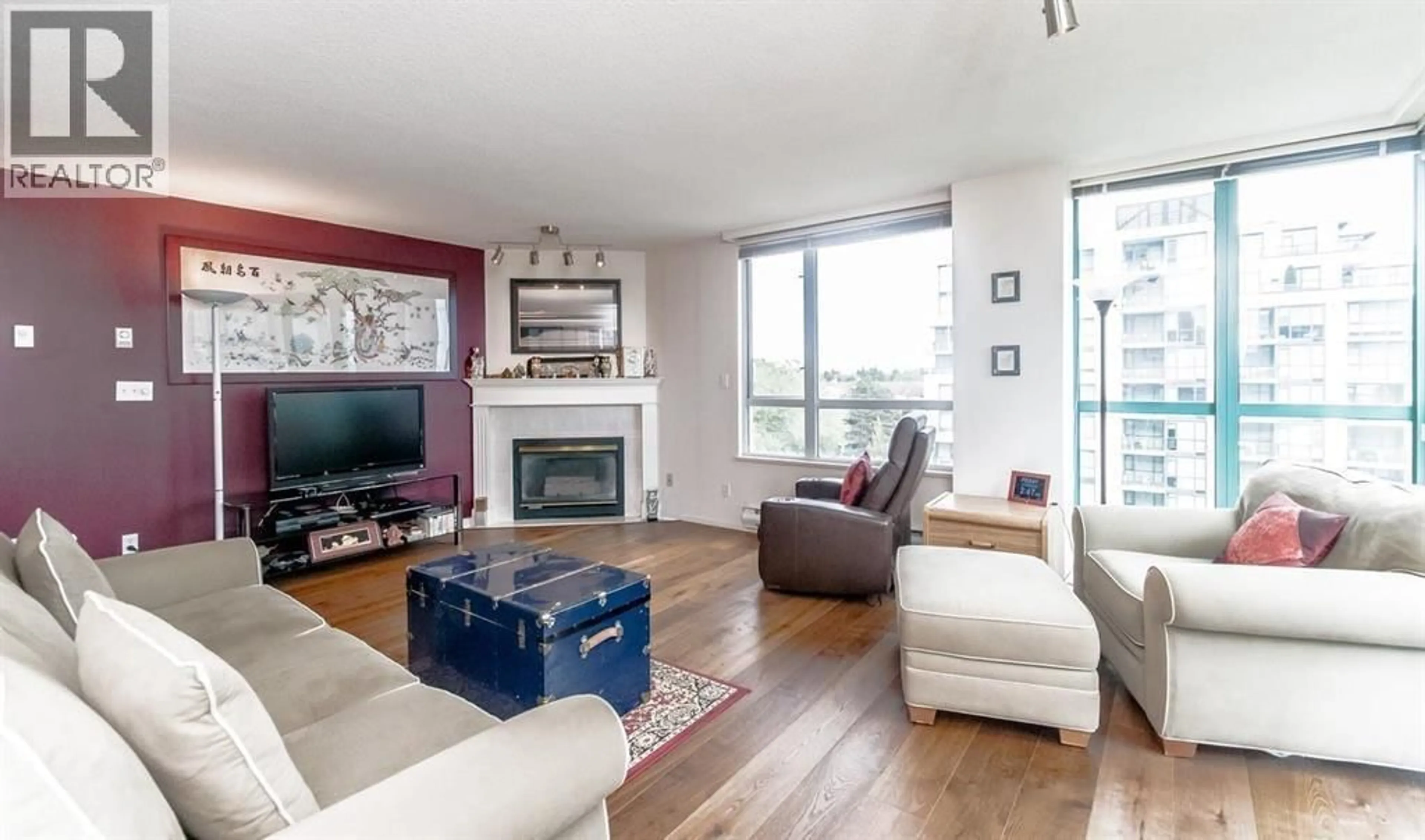 Living room with furniture, wood/laminate floor for 504 - 8280 WESTMINSTER HIGHWAY, Richmond British Columbia V6X3W3