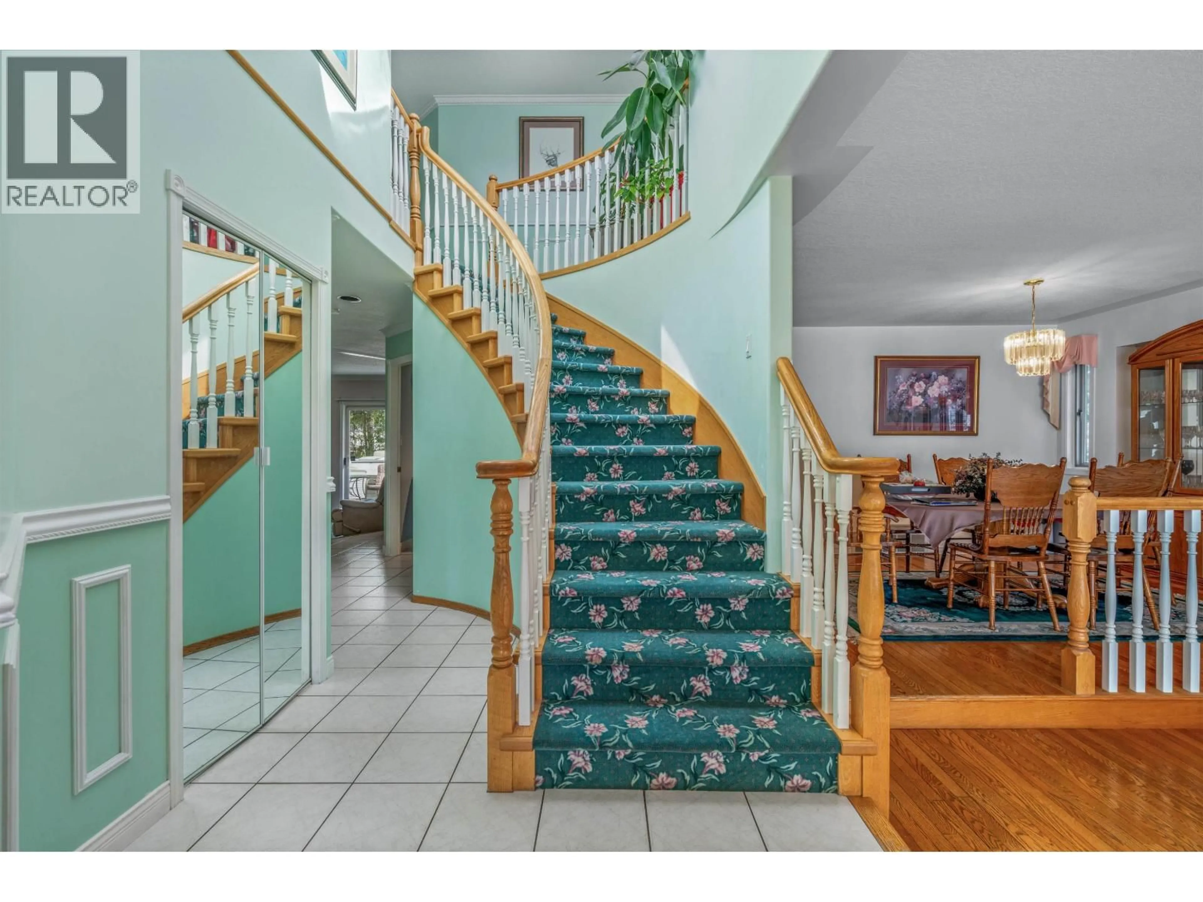 Indoor foyer for 4480 WHEELER ROAD, Prince George British Columbia V2N5H7