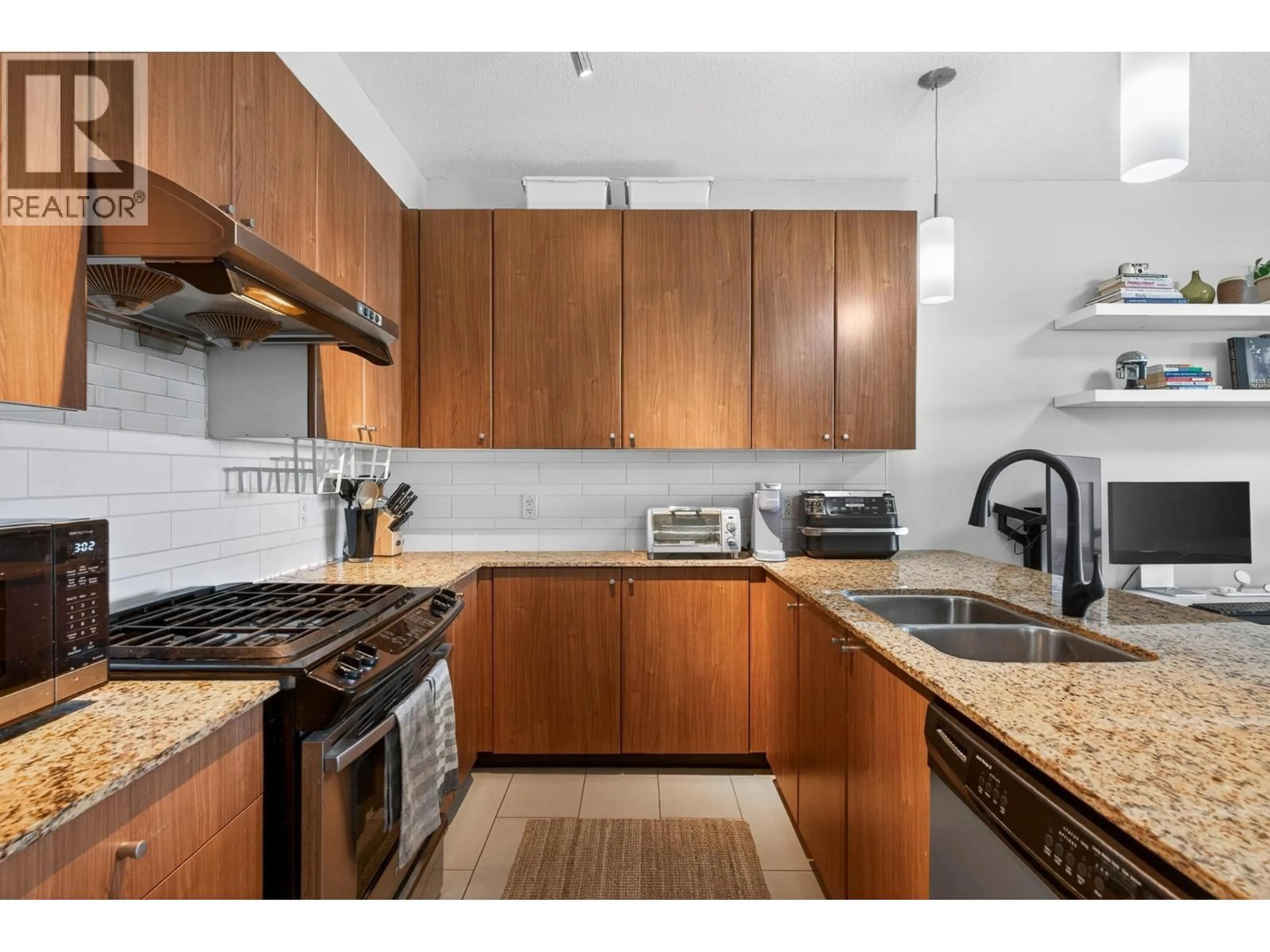 Standard kitchen, unknown for 1401 - 280 ROSS DRIVE, New Westminster British Columbia V3L0C2