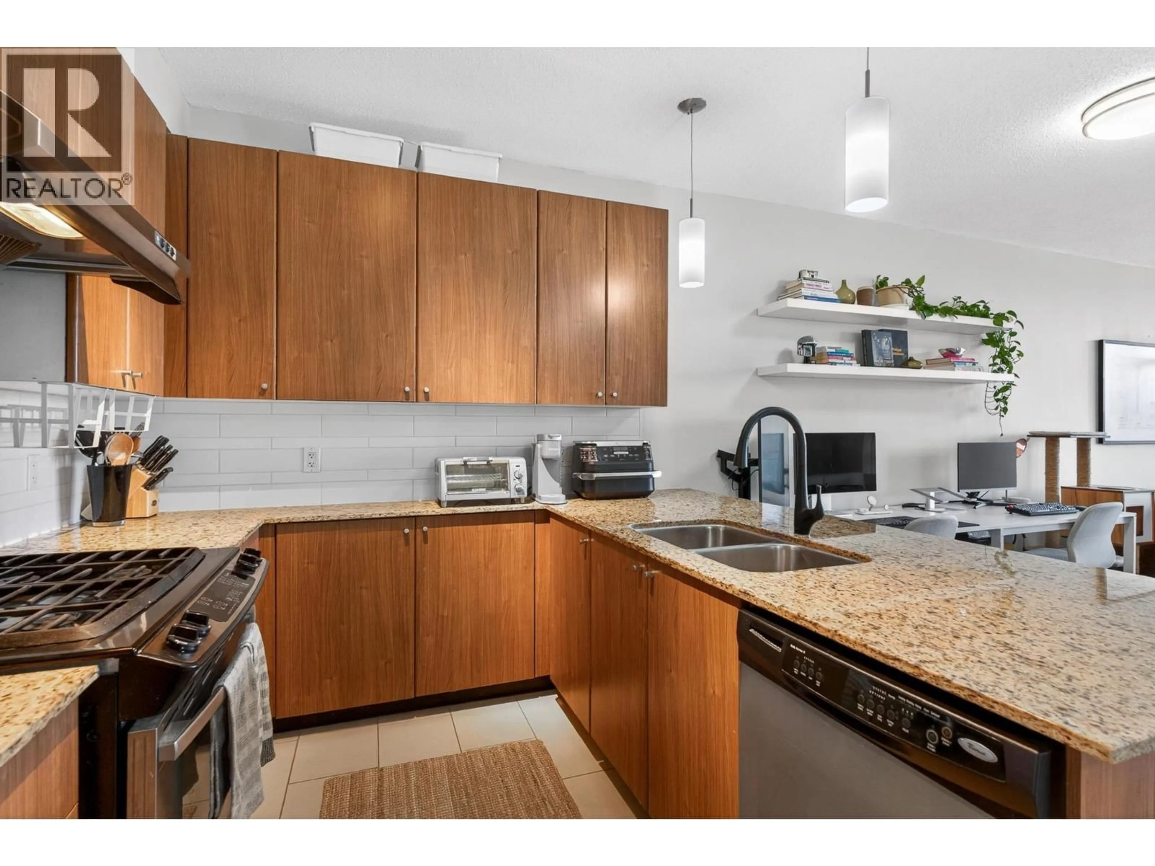 Standard kitchen, unknown for 1401 - 280 ROSS DRIVE, New Westminster British Columbia V3L0C2