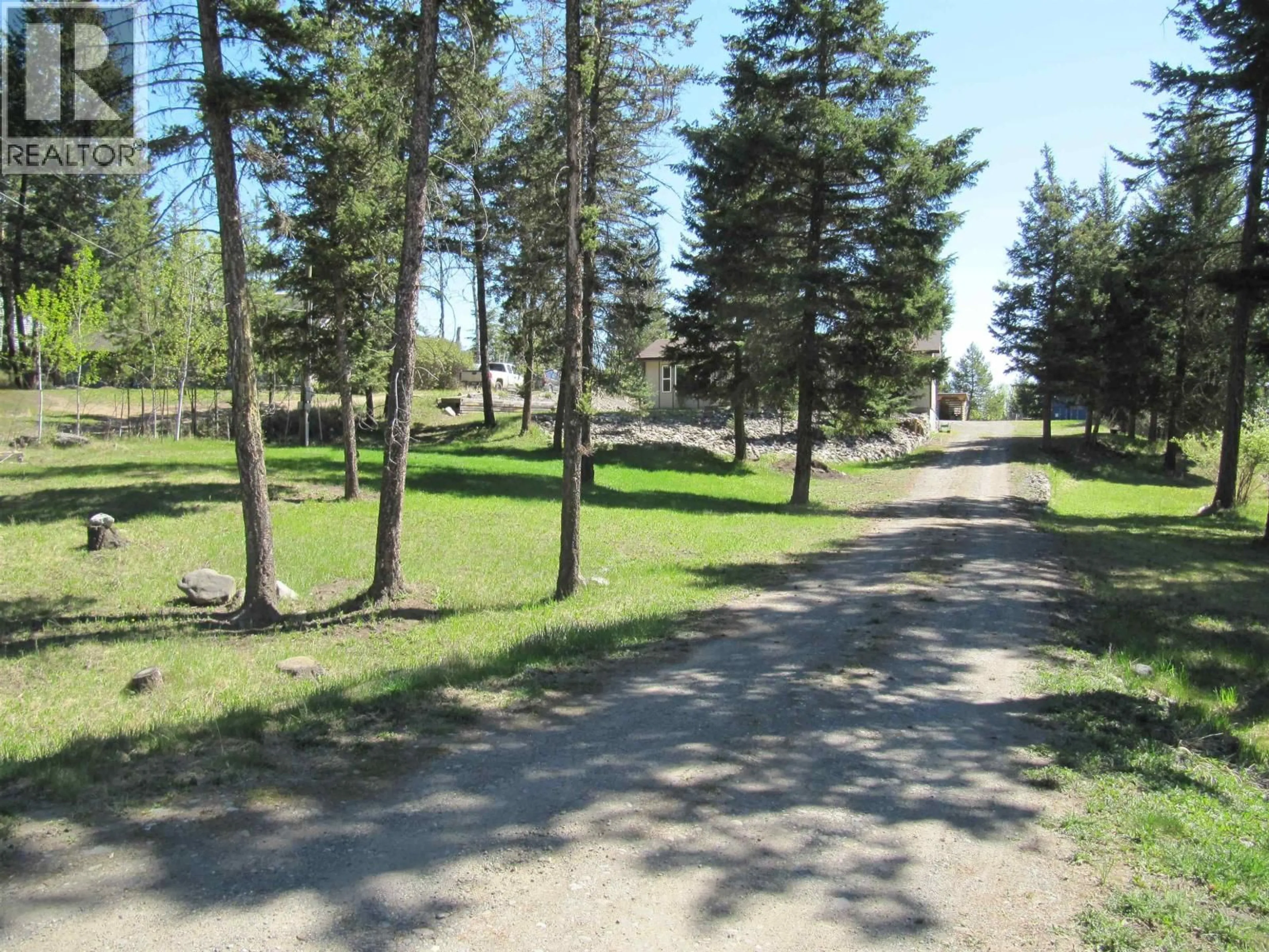 Unknown for 5031 EASZEE DRIVE, 108 Mile Ranch British Columbia V0K2Z0