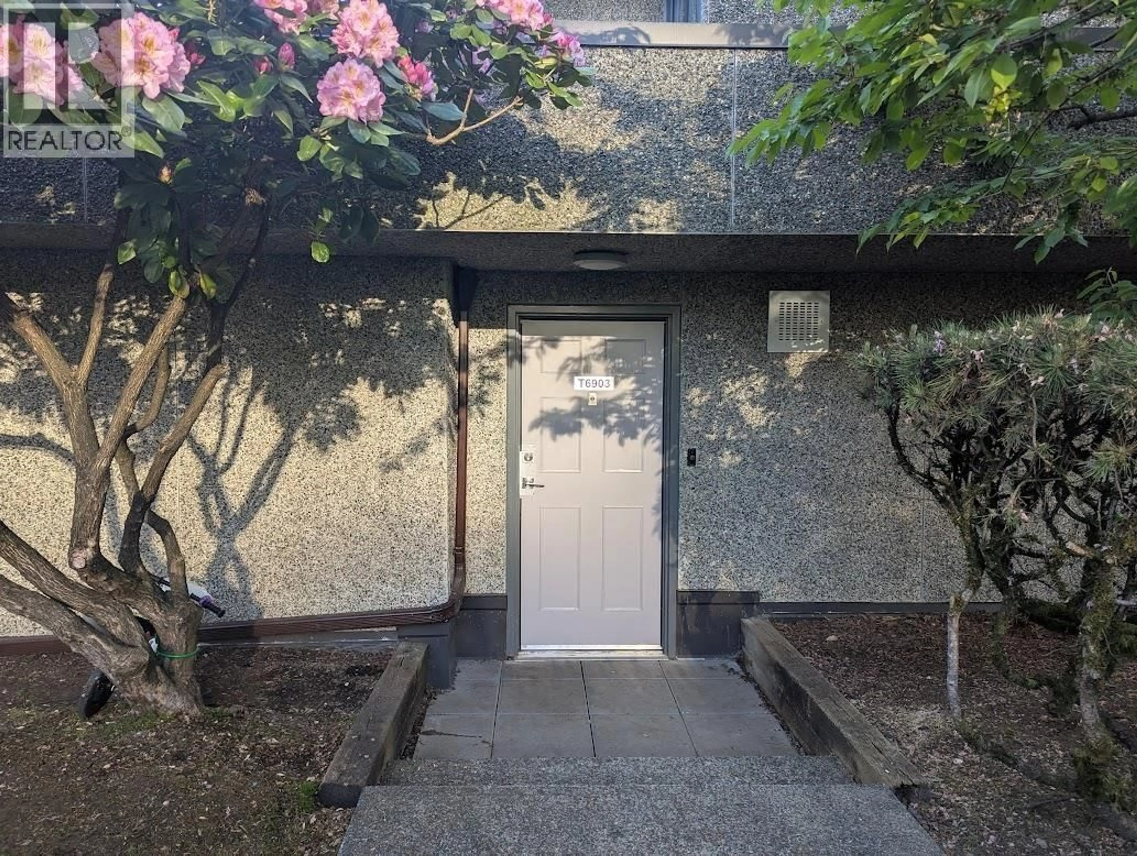 Unknown for T6903 - 3980 CARRIGAN COURT, Burnaby British Columbia V3N4S6