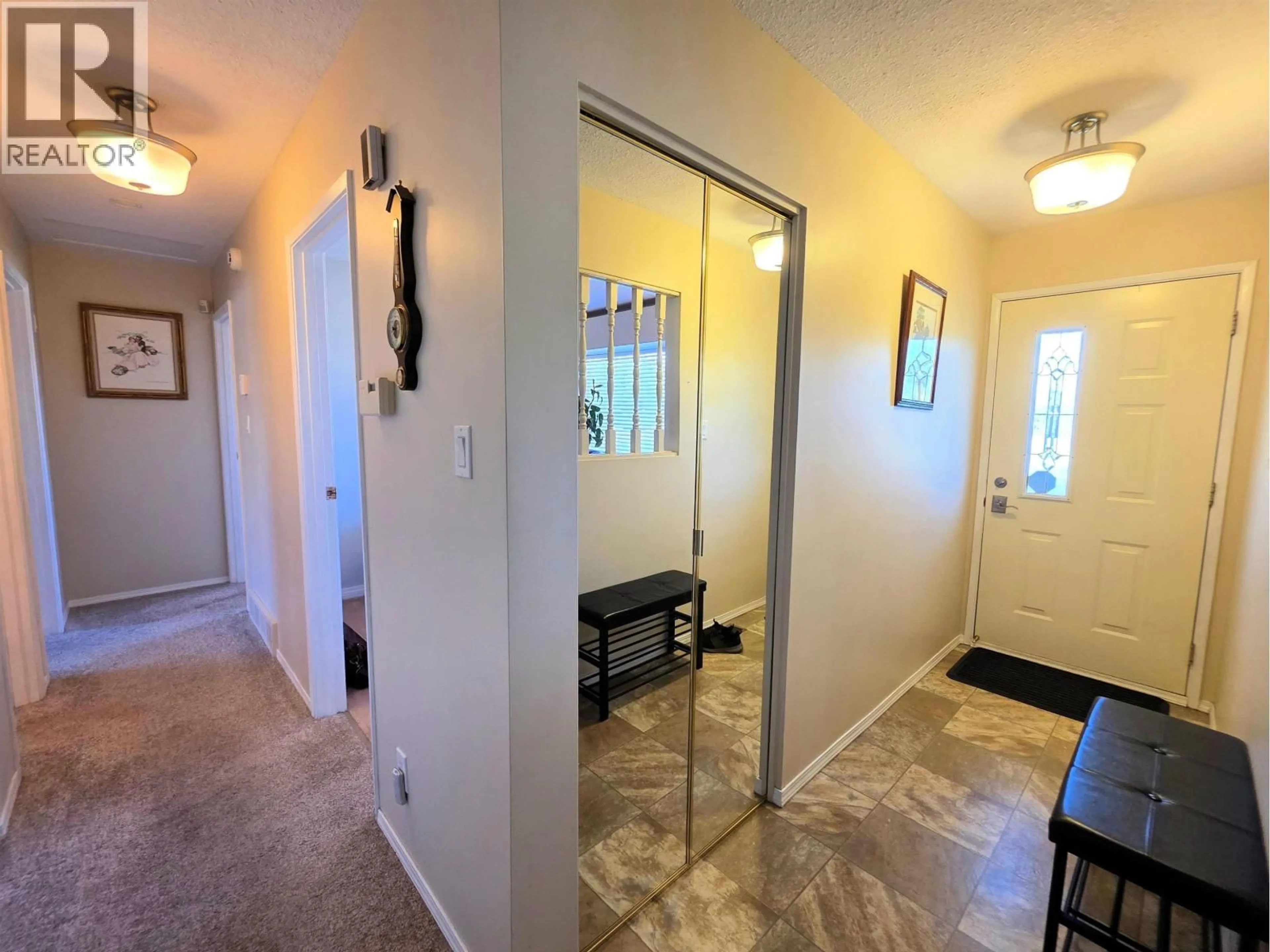 Indoor entryway for 957 KERRY STREET, Prince George British Columbia V2M6B9