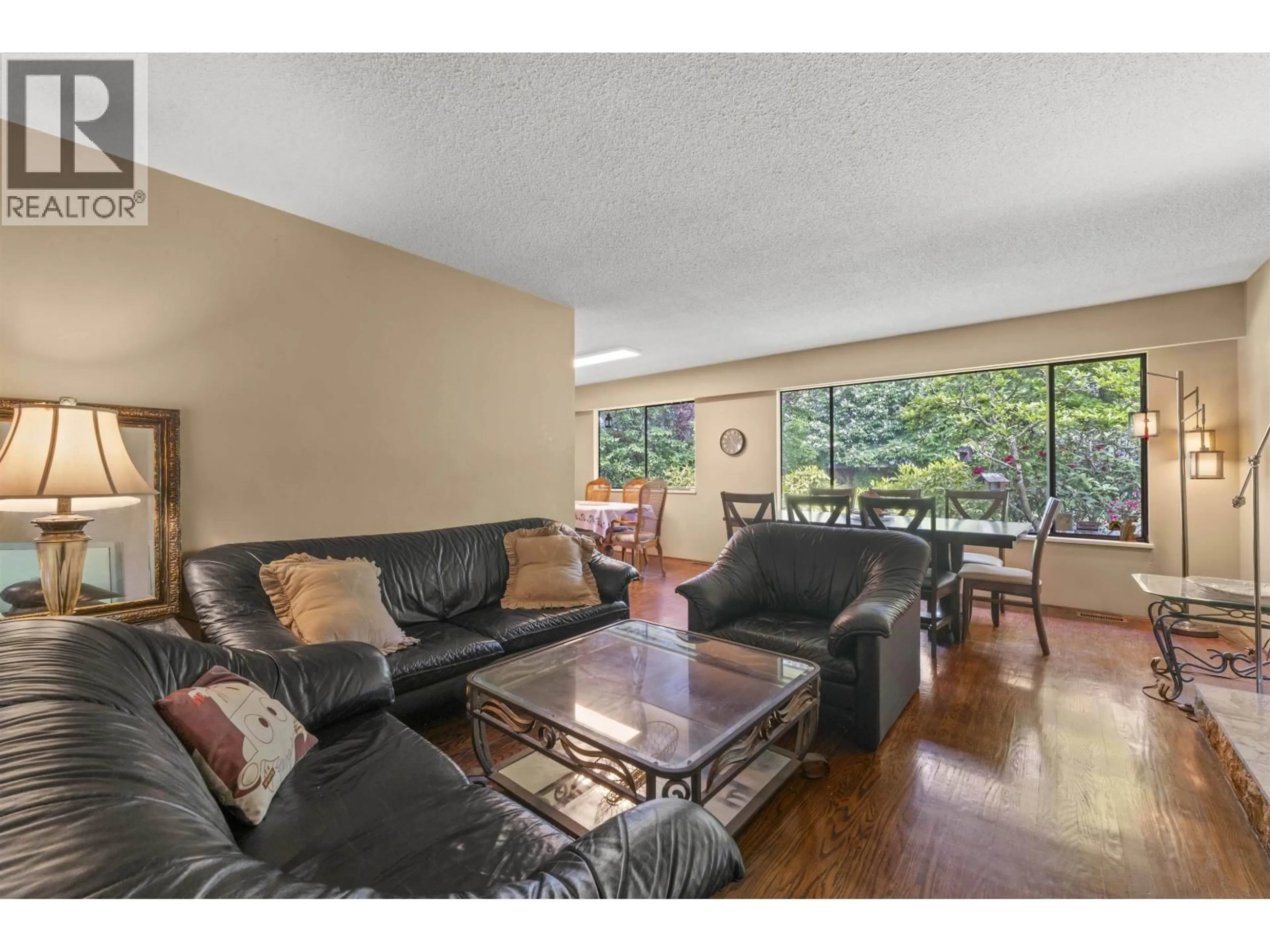 Living room with furniture, unknown for 9560 GLENDOWER DRIVE, Richmond British Columbia V7A2Y5