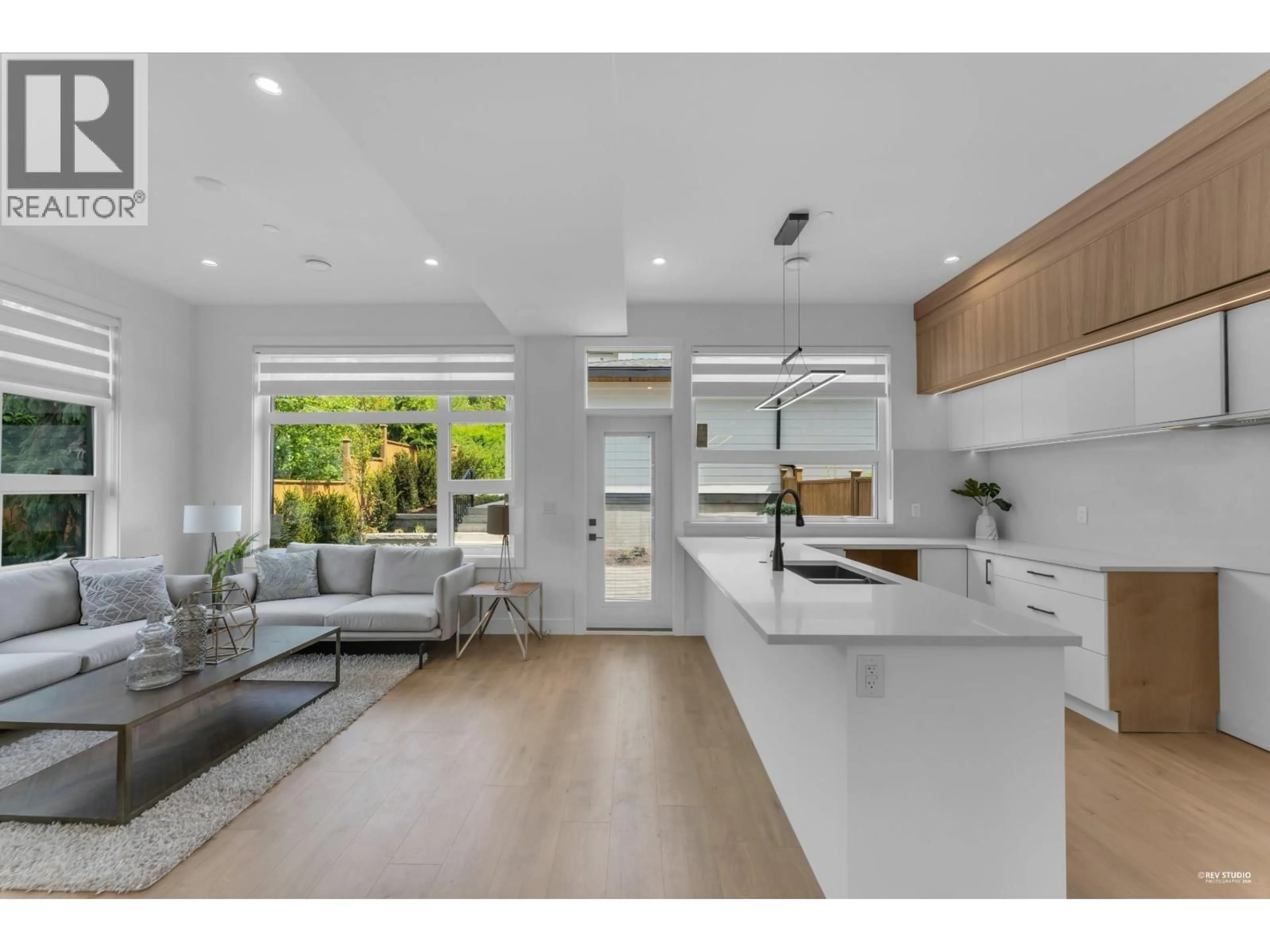 Open concept kitchen, unknown for 13642 232 STREET, Maple Ridge British Columbia V4R0H1