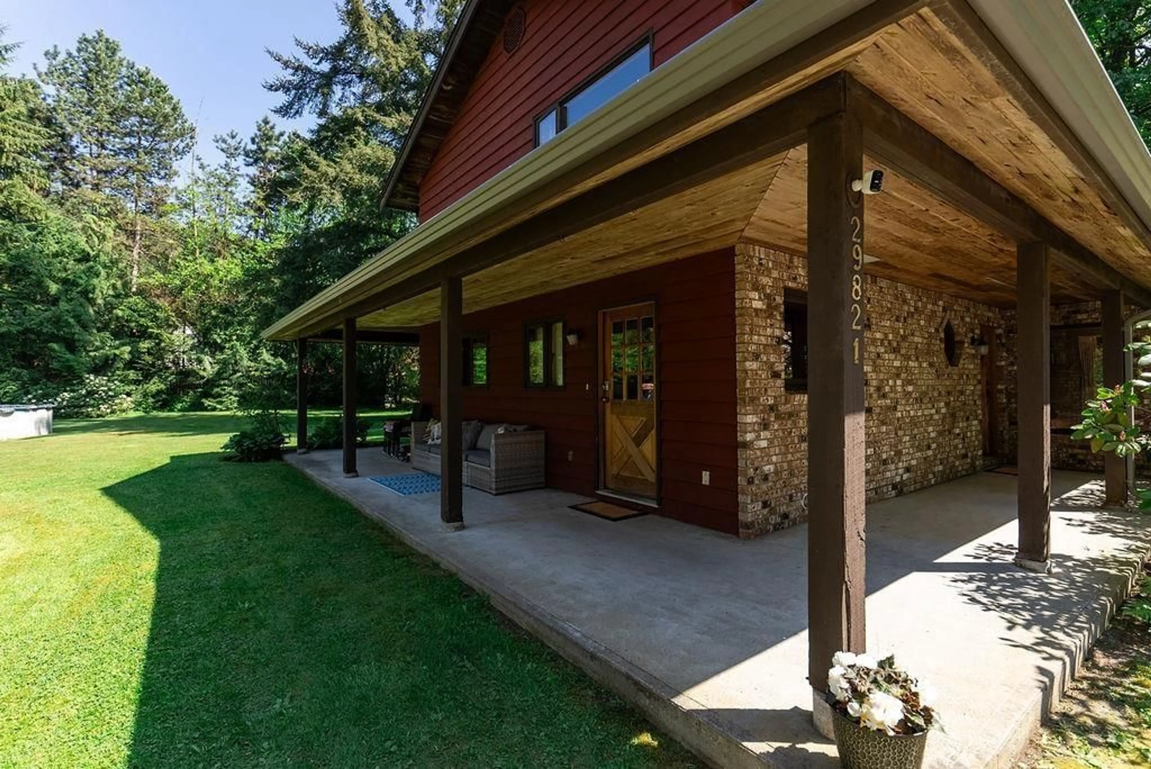 Patio, building for 29821 CLARK AVENUE, Mission British Columbia V4S1H5