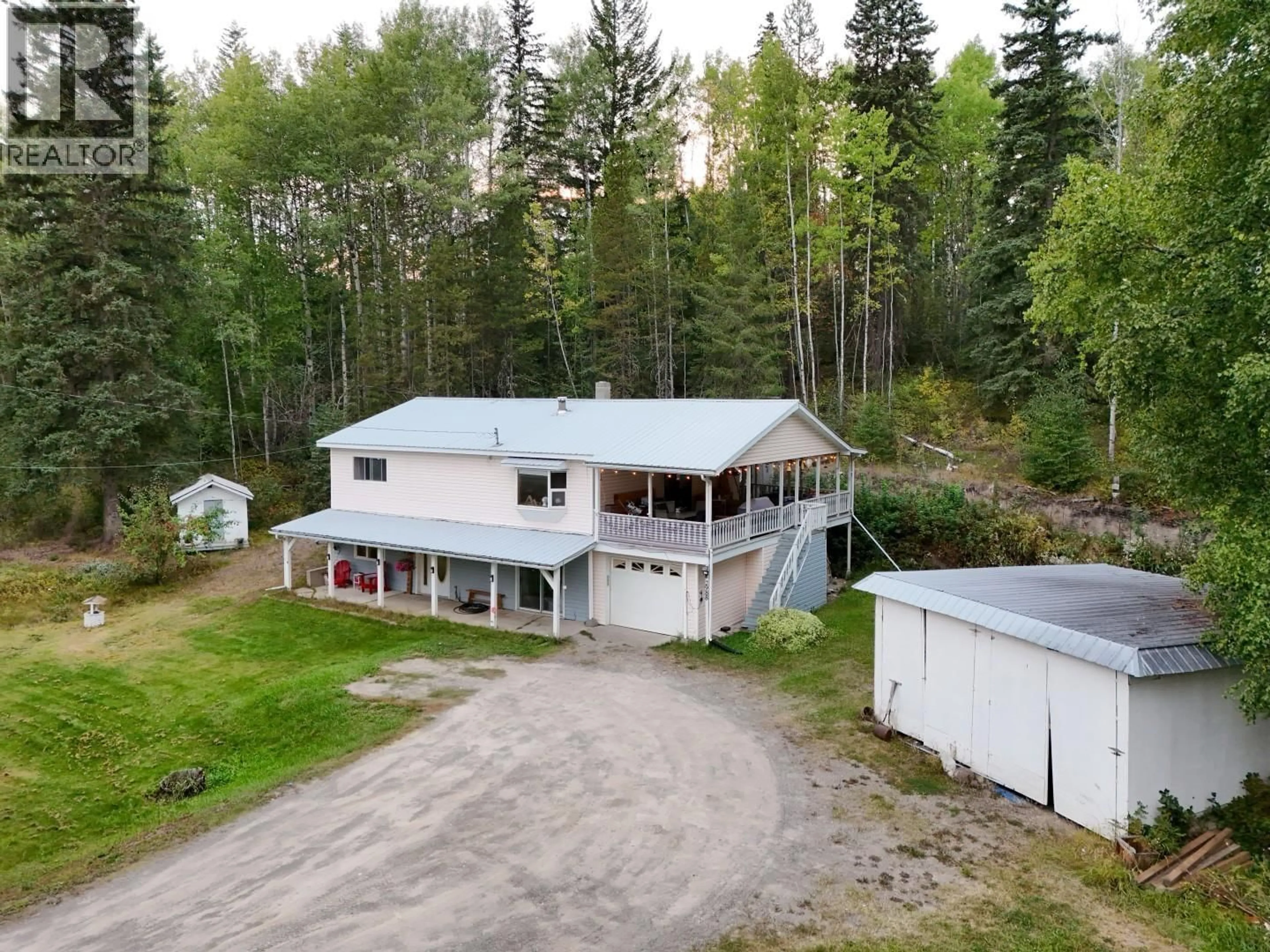A pic from outside/outdoor area/front of a property/back of a property/a pic from drone, unknown for 2988 NAZKO ROAD, Quesnel British Columbia V2J7E9