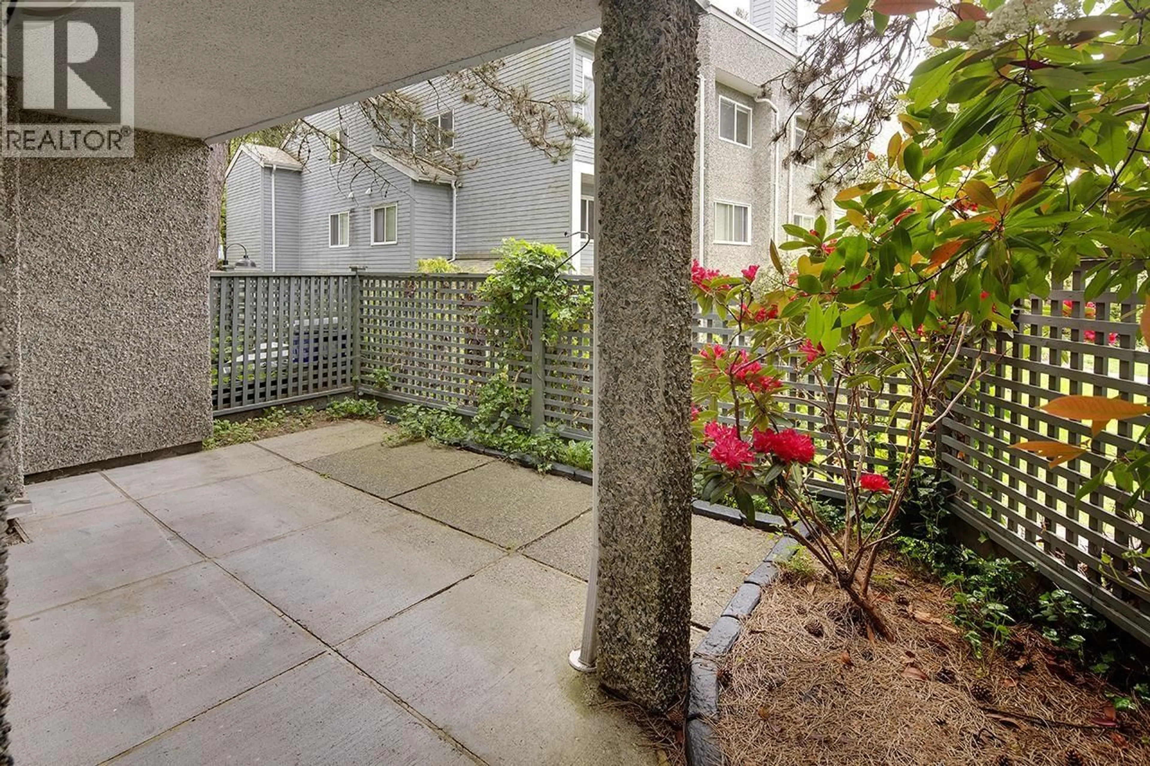 Patio, street for 3380 MARQUETTE CRESCENT, Vancouver British Columbia V5S4K4