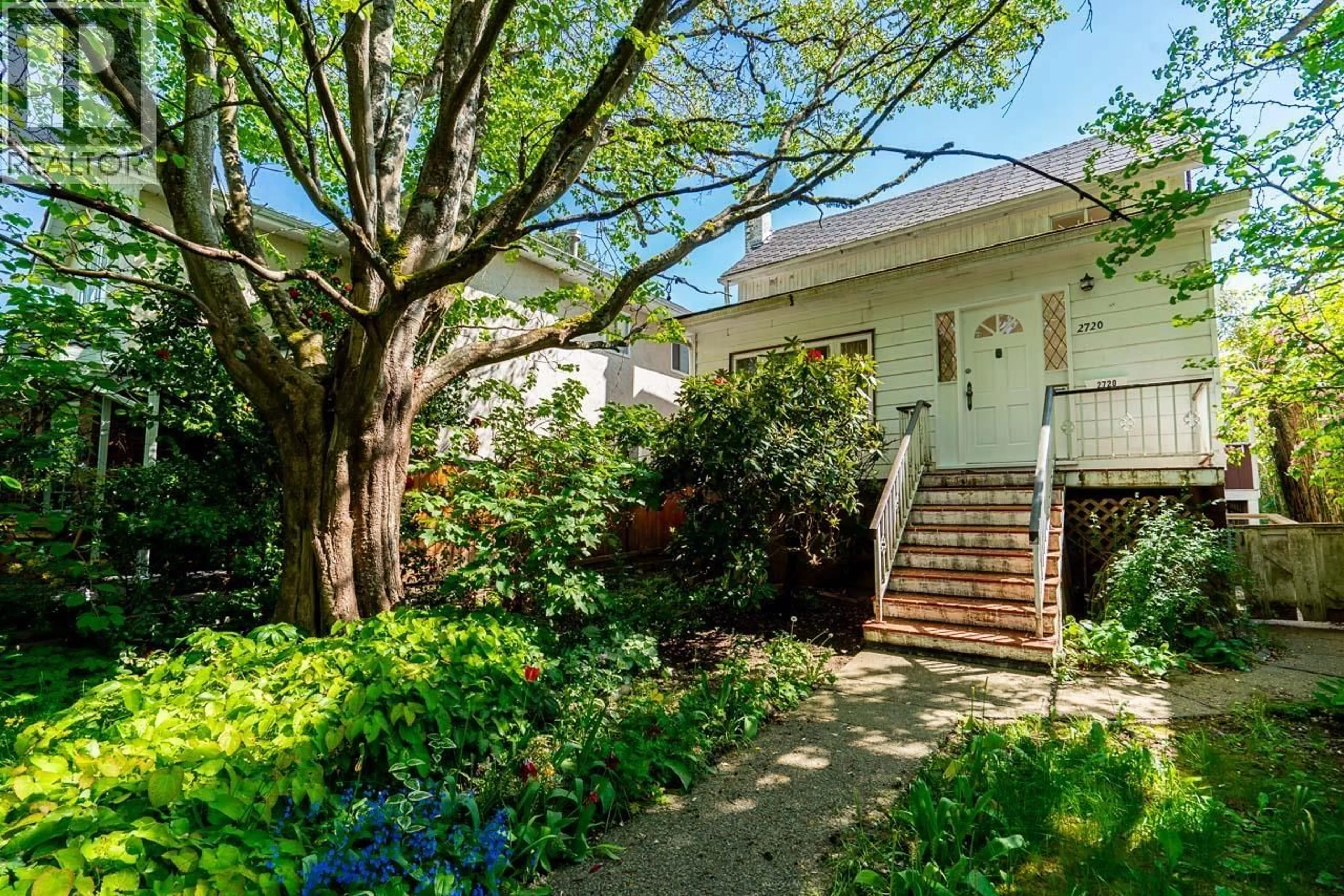 Patio, street for 2720 24TH AVENUE, Vancouver British Columbia V6L1R1