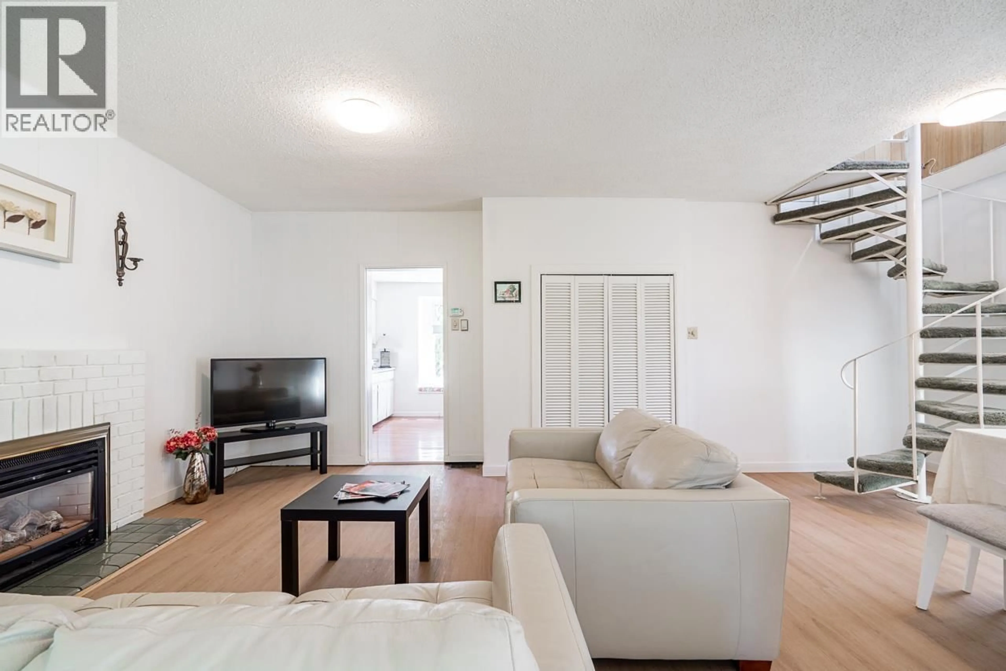 Living room with furniture, unknown for 2720 24TH AVENUE, Vancouver British Columbia V6L1R1