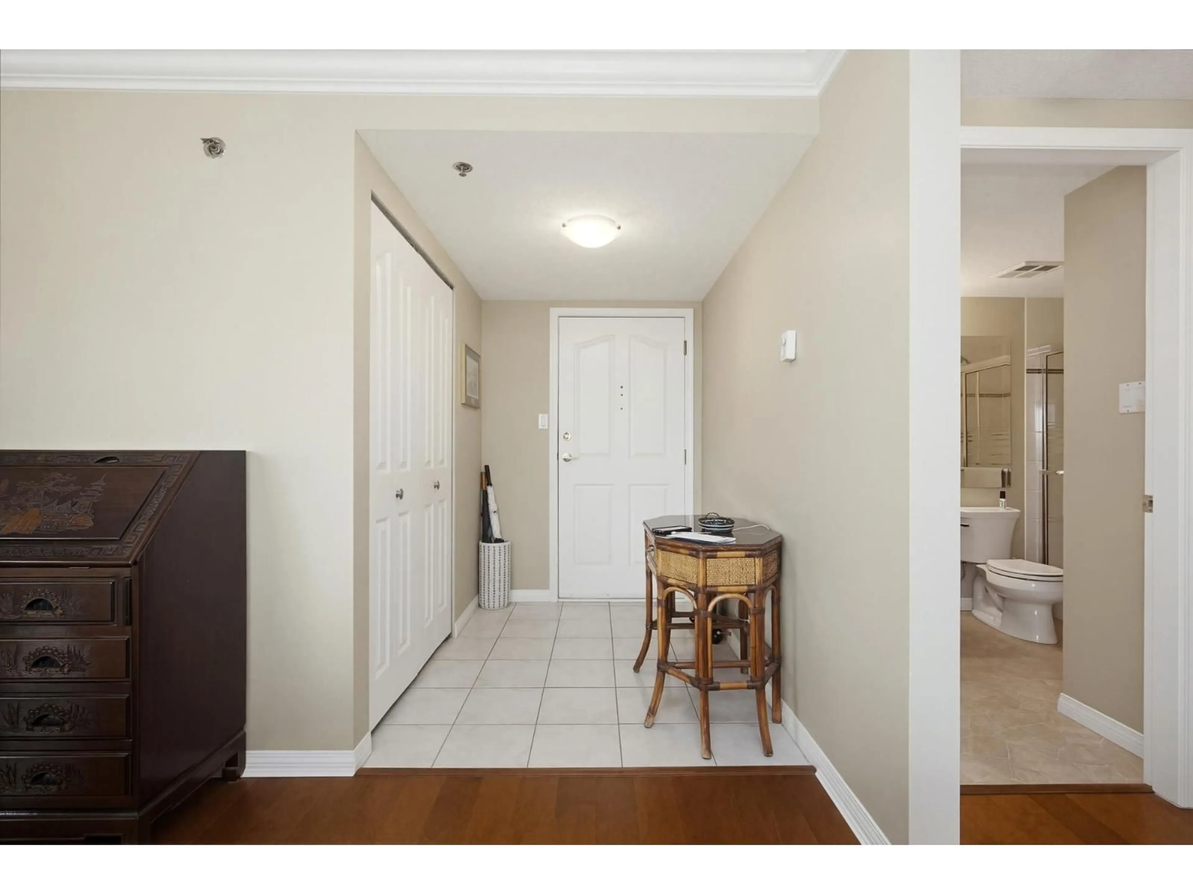 Unknown for 703 - 32440 SIMON AVENUE, Abbotsford British Columbia V2T5R3