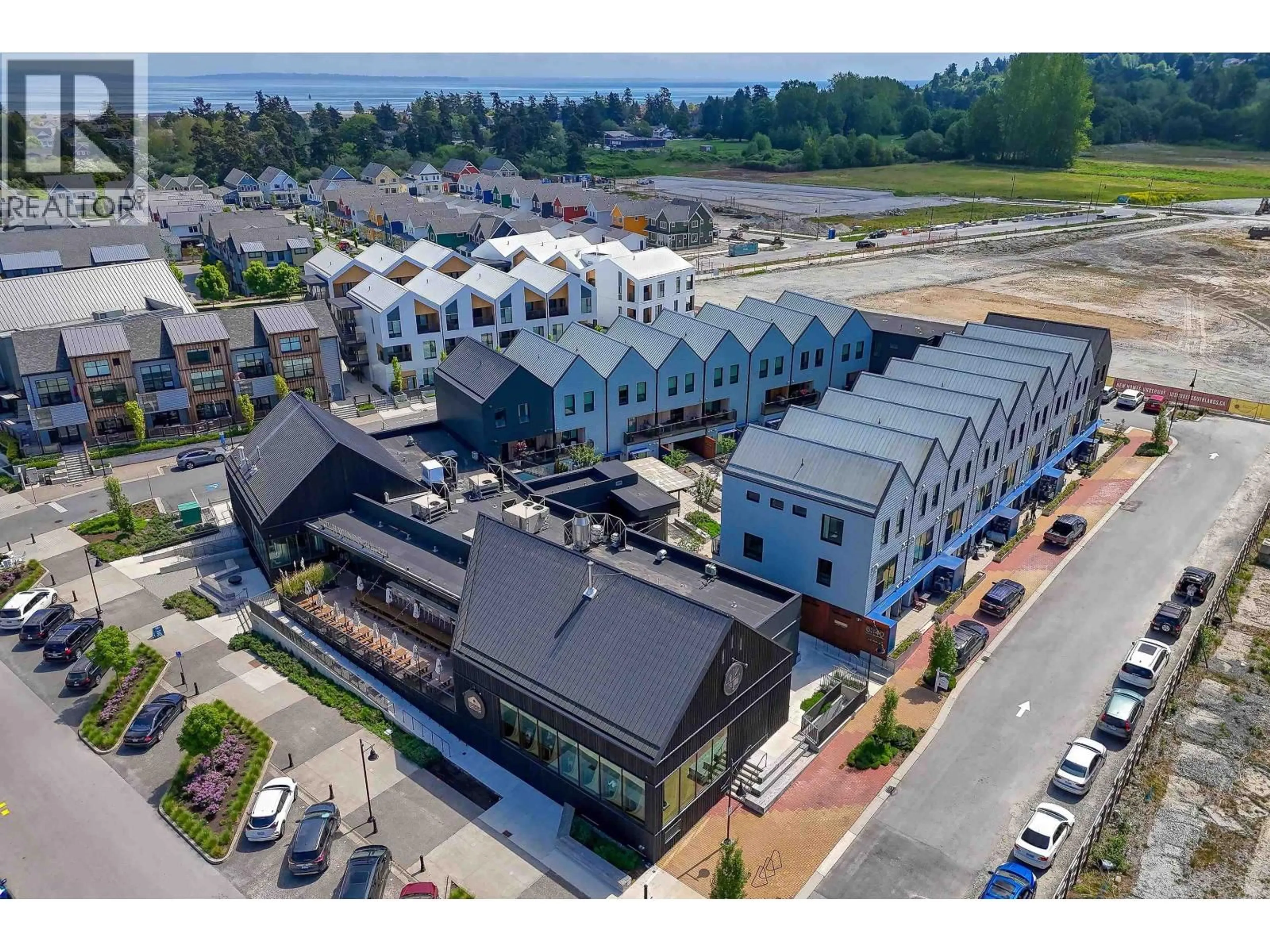 A pic from outside/outdoor area/front of a property/back of a property/a pic from drone, mountain view for 29 - 6340 MARKET AVENUE, Delta British Columbia V4L0B1