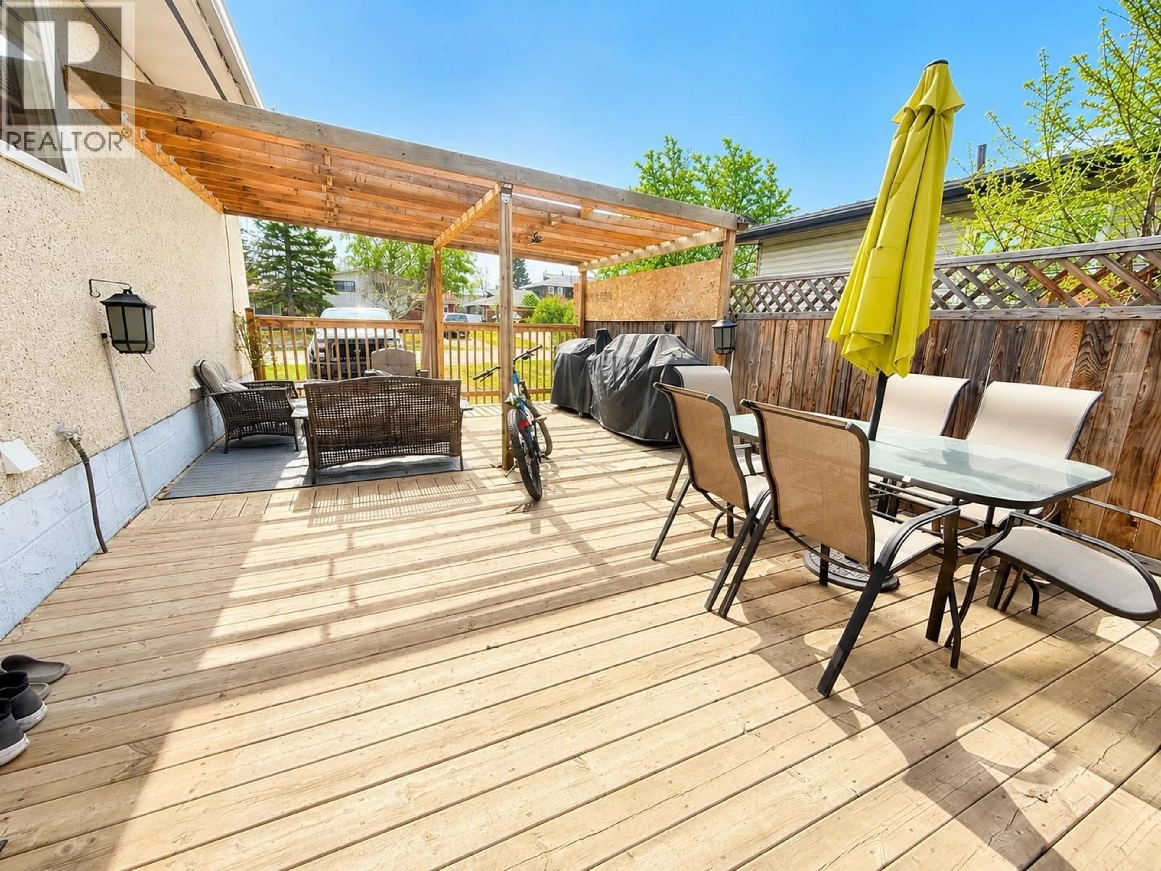 Patio, street for 10904 104 STREET, Fort St. John British Columbia V1J4E2