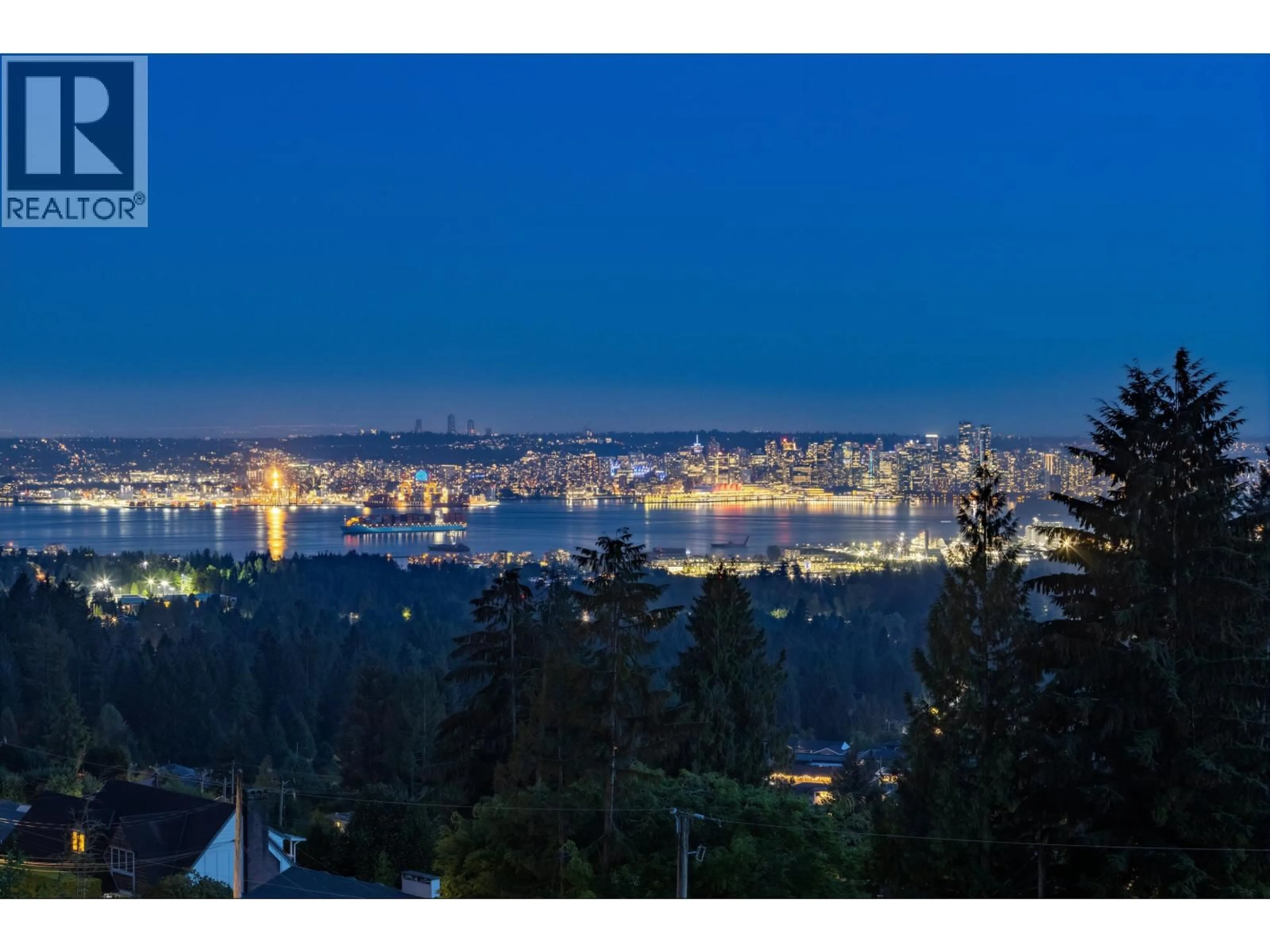 Blurry image for 383 NEWDALE COURT, North Vancouver British Columbia V7N3H3