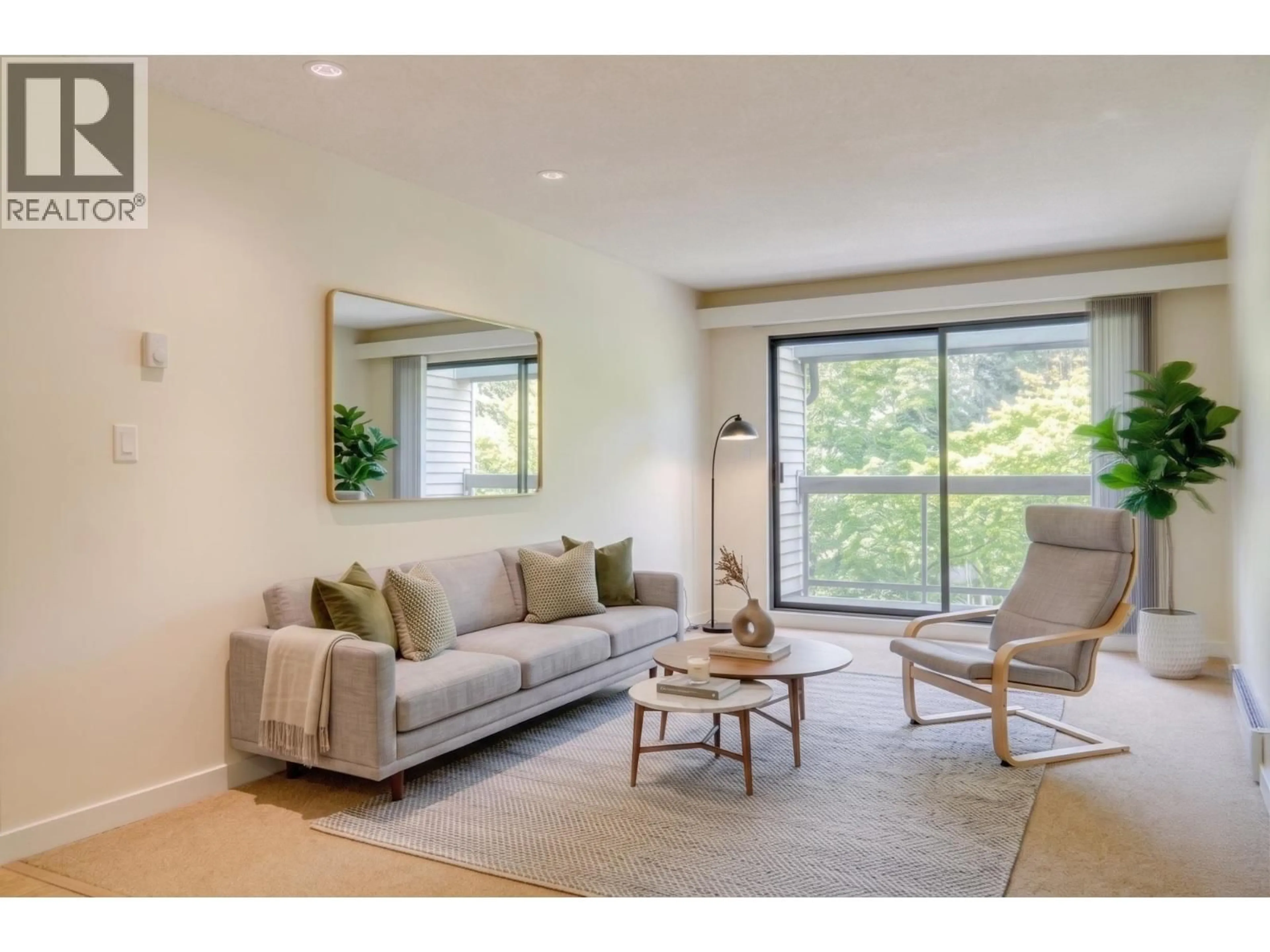 Living room with furniture, unknown for 309 - 1422 3RD AVENUE, Vancouver British Columbia V5N5R5