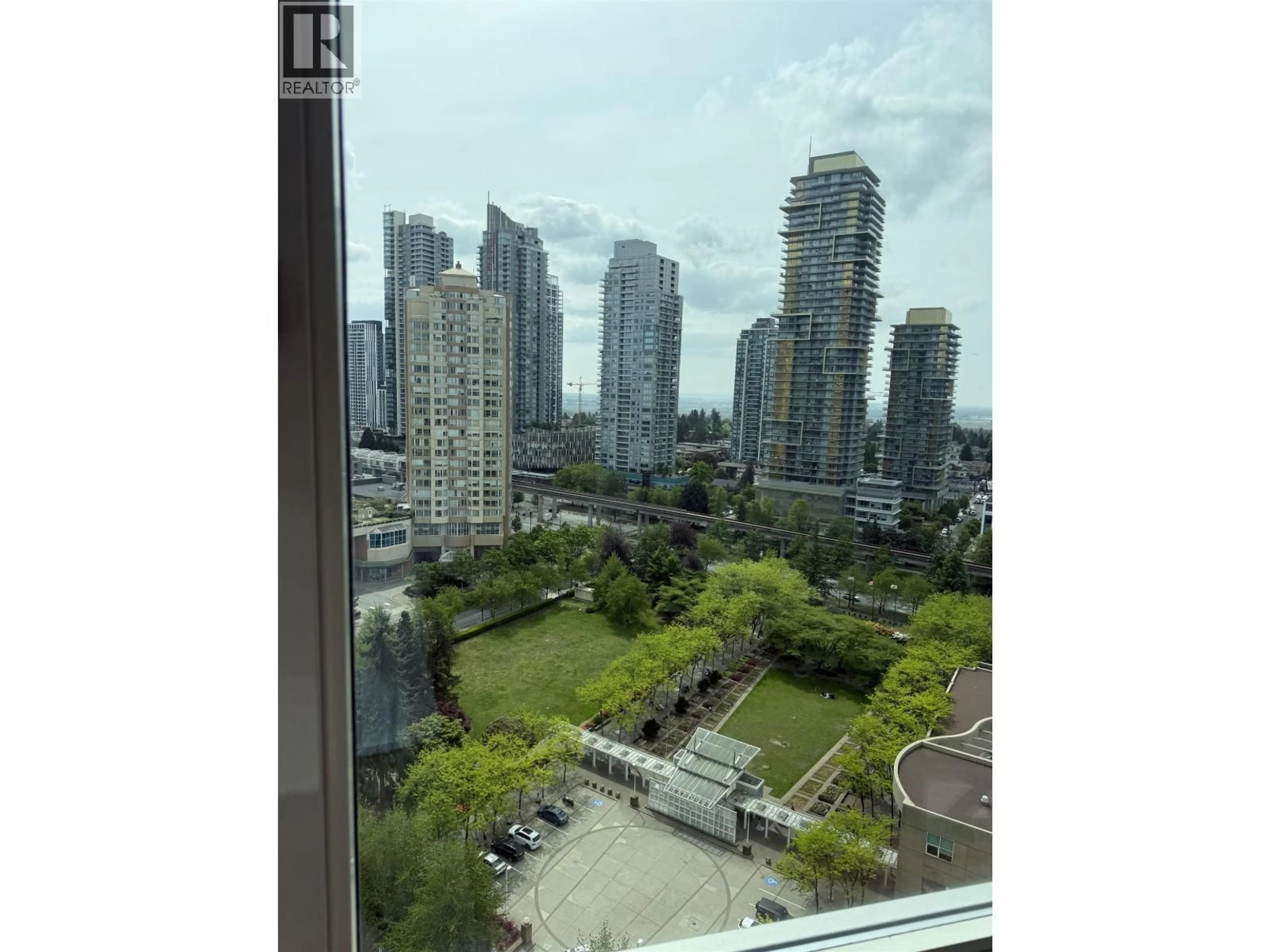 Unknown for 2501 - 6088 WILLINGDON AVENUE, Burnaby British Columbia V5H4V2