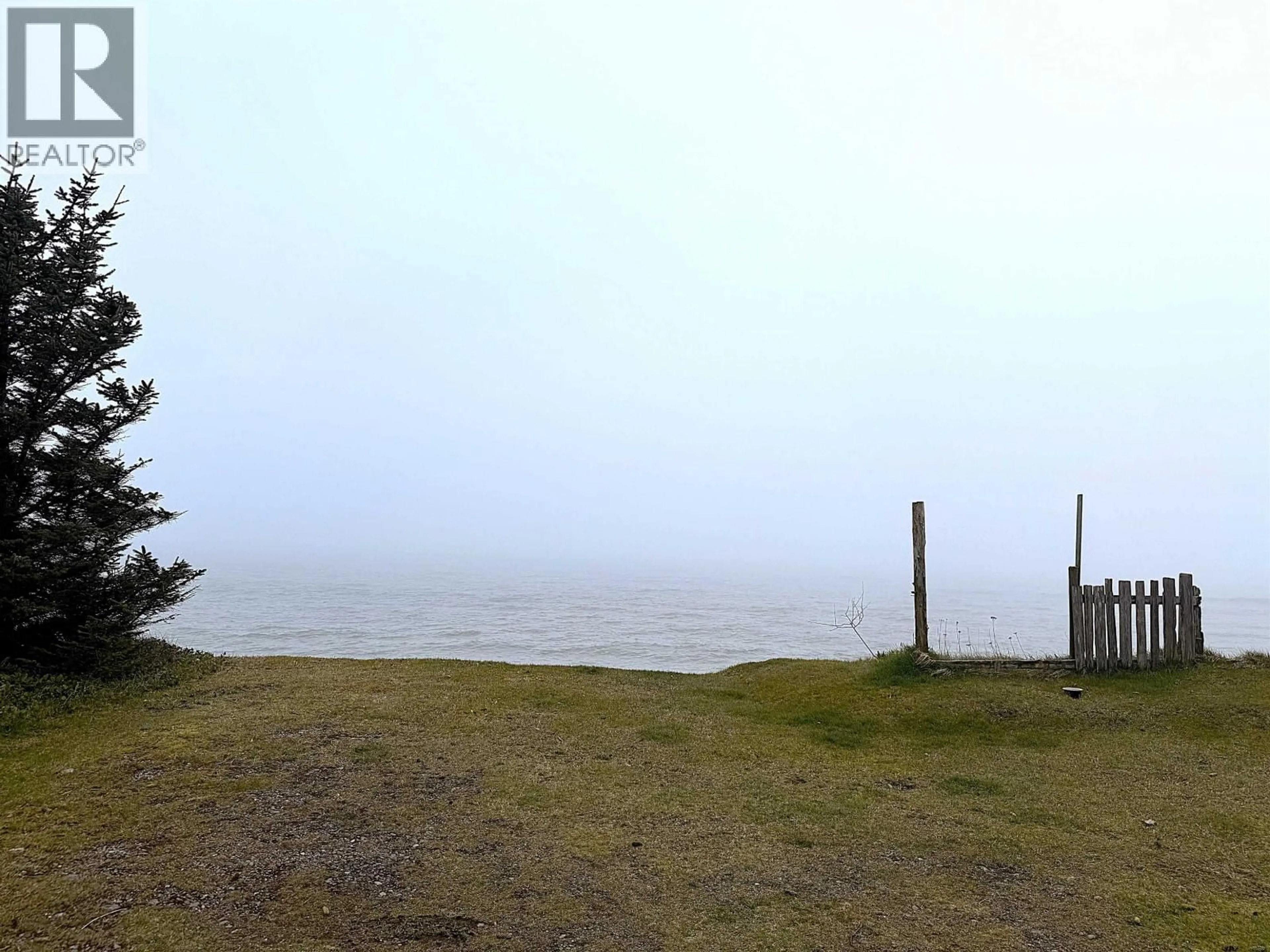 Blurry image for 556 DAVIS ROAD, Daajing Giids Rural British Columbia V0T1Y0