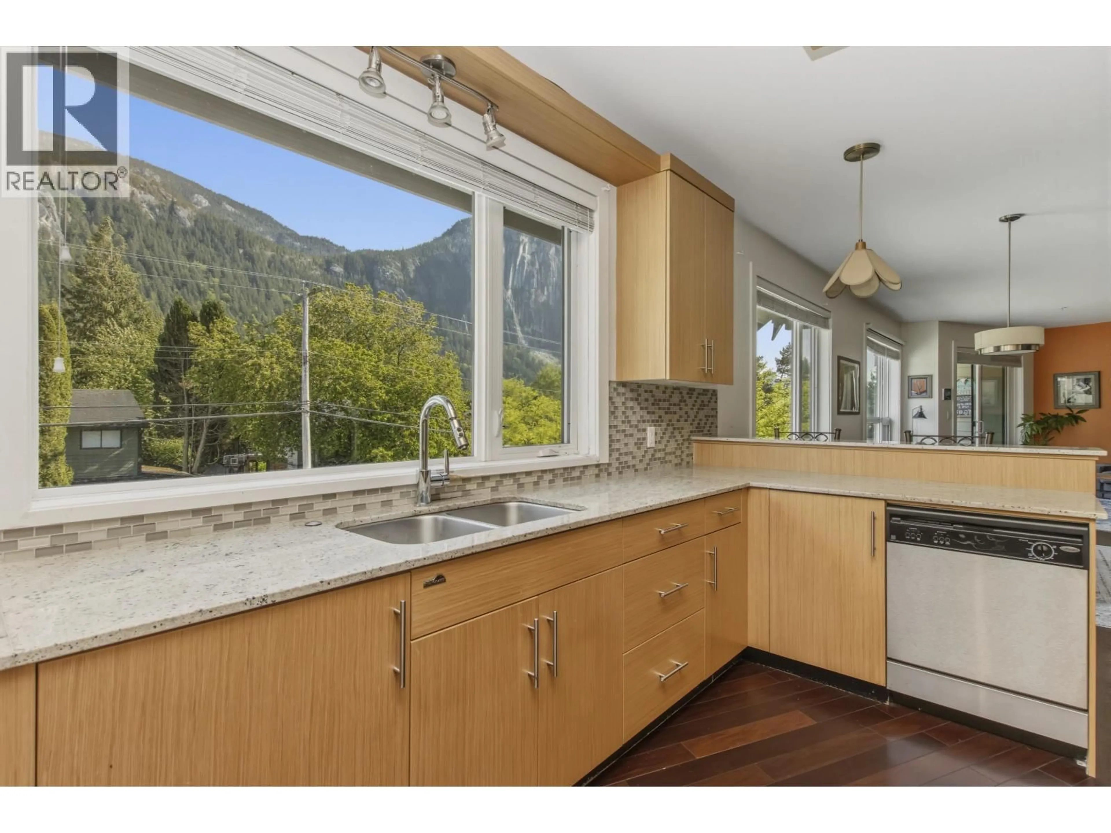 Open concept kitchen, unknown for 208 - 1909 MAPLE DRIVE, Squamish British Columbia V8B0T1