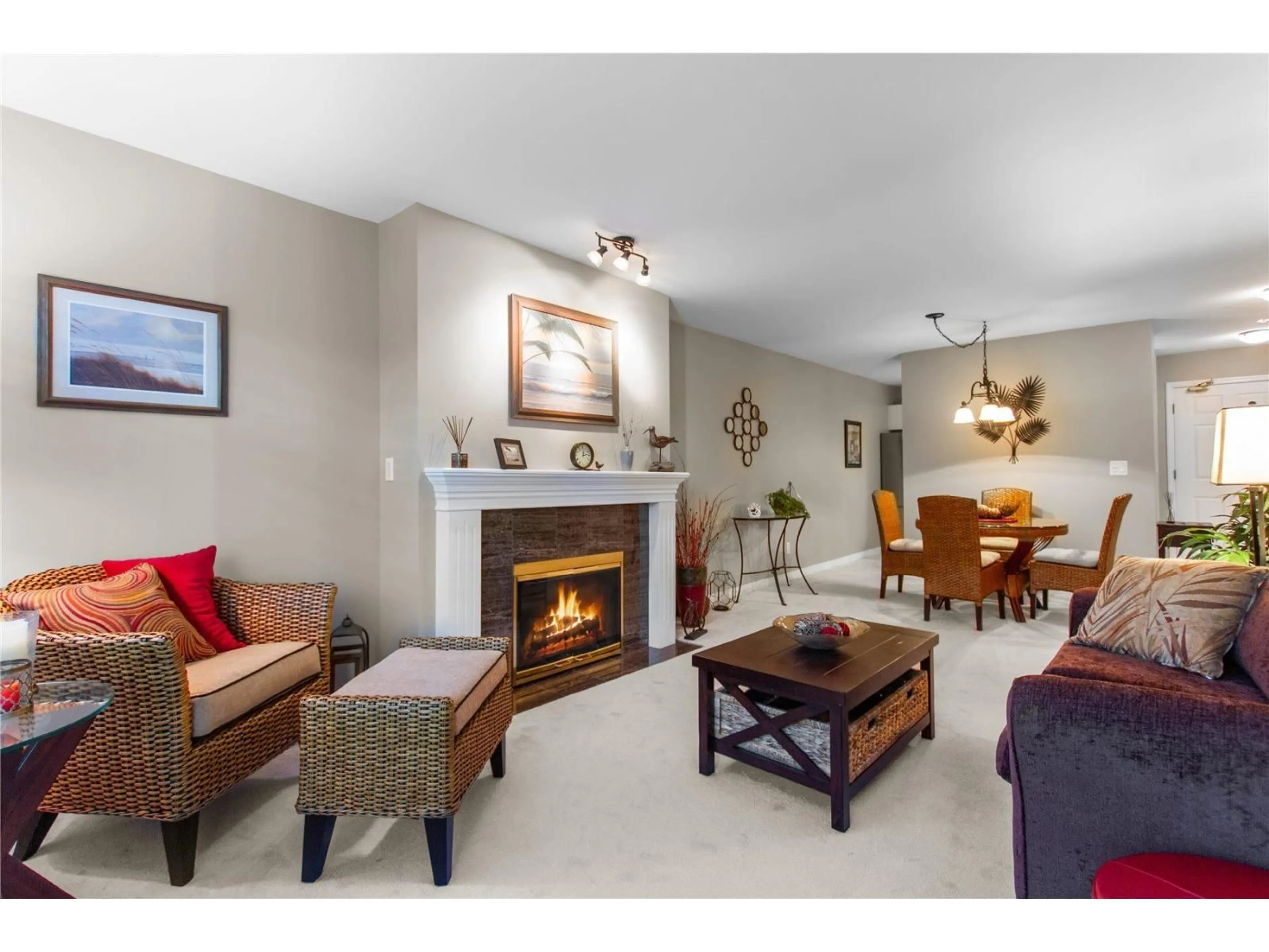 Living room with furniture, unknown for 103 - 15375 17 AVENUE, Surrey British Columbia V4A1T8