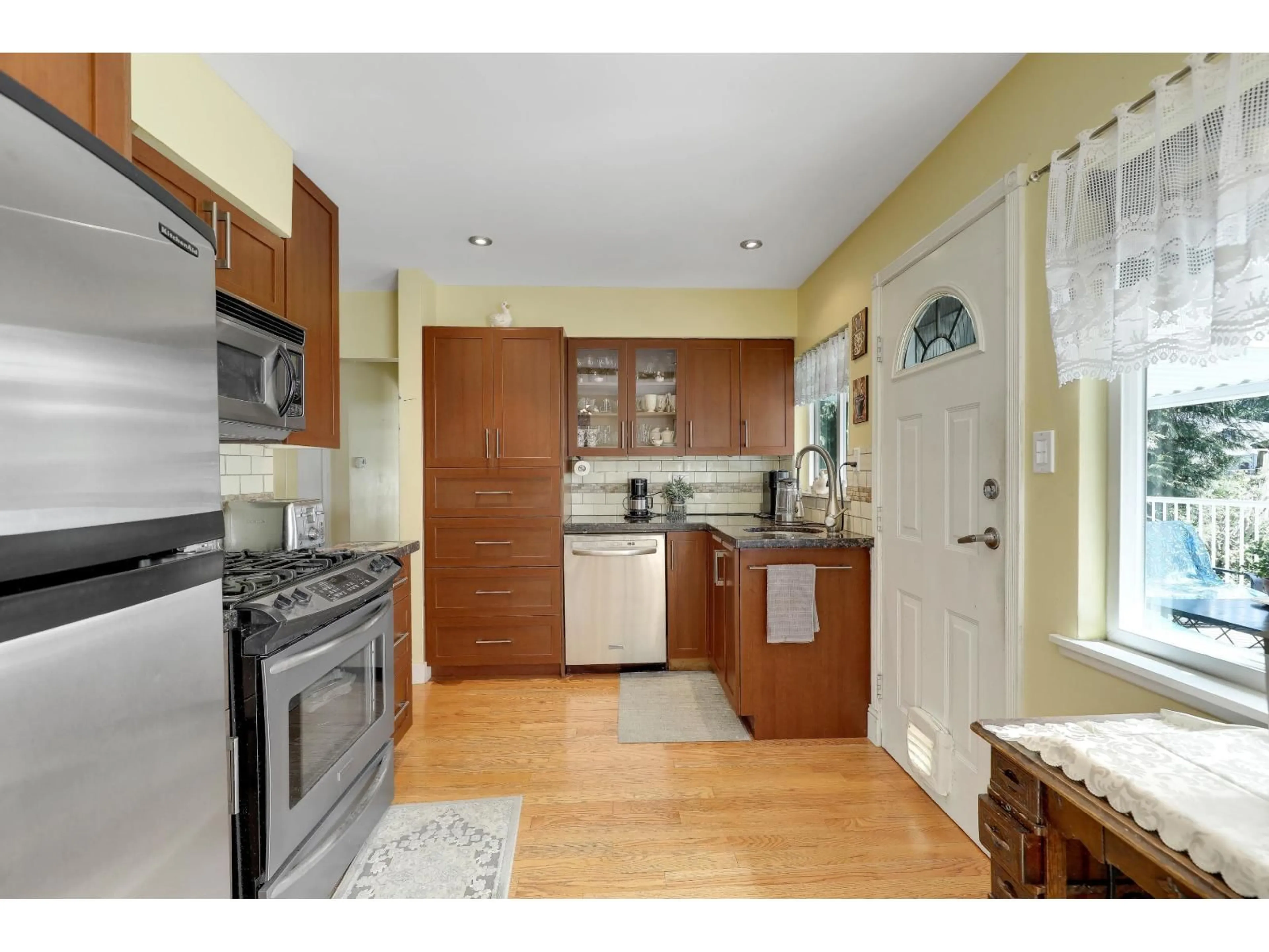 Unknown for 11230 LANSDOWNE DRIVE, Surrey British Columbia V3R4Z7