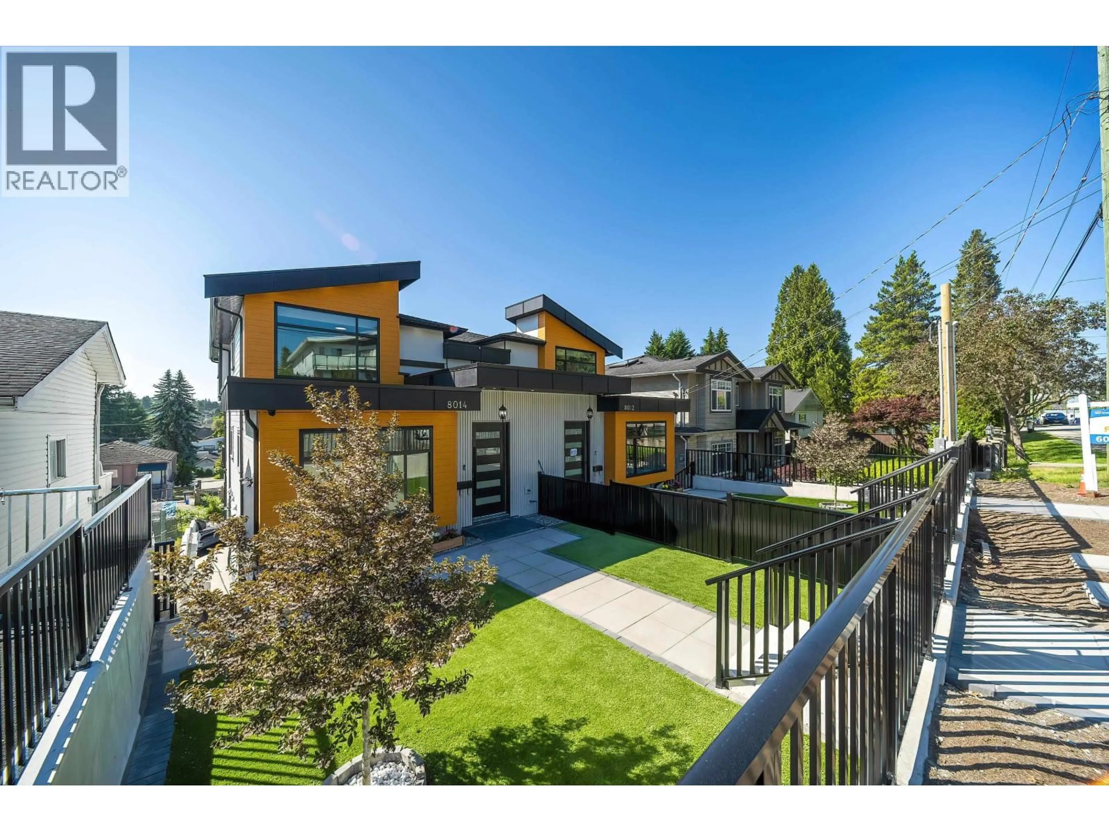 Unknown for 8012 - 11TH AVE, Burnaby British Columbia V3N2N7