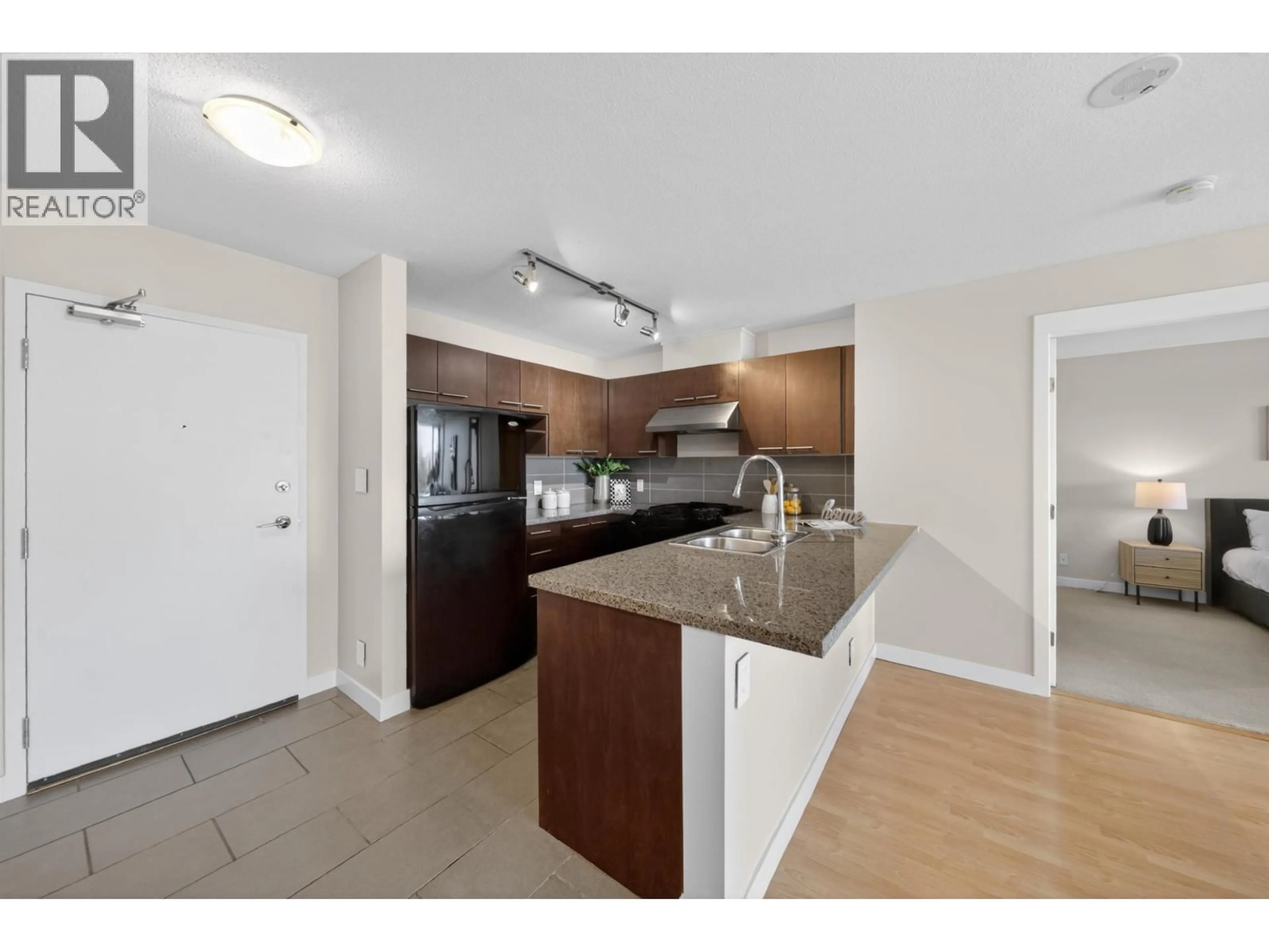 Standard kitchen, unknown for 802 - 9171 FERNDALE ROAD, Richmond British Columbia V6Y0A5