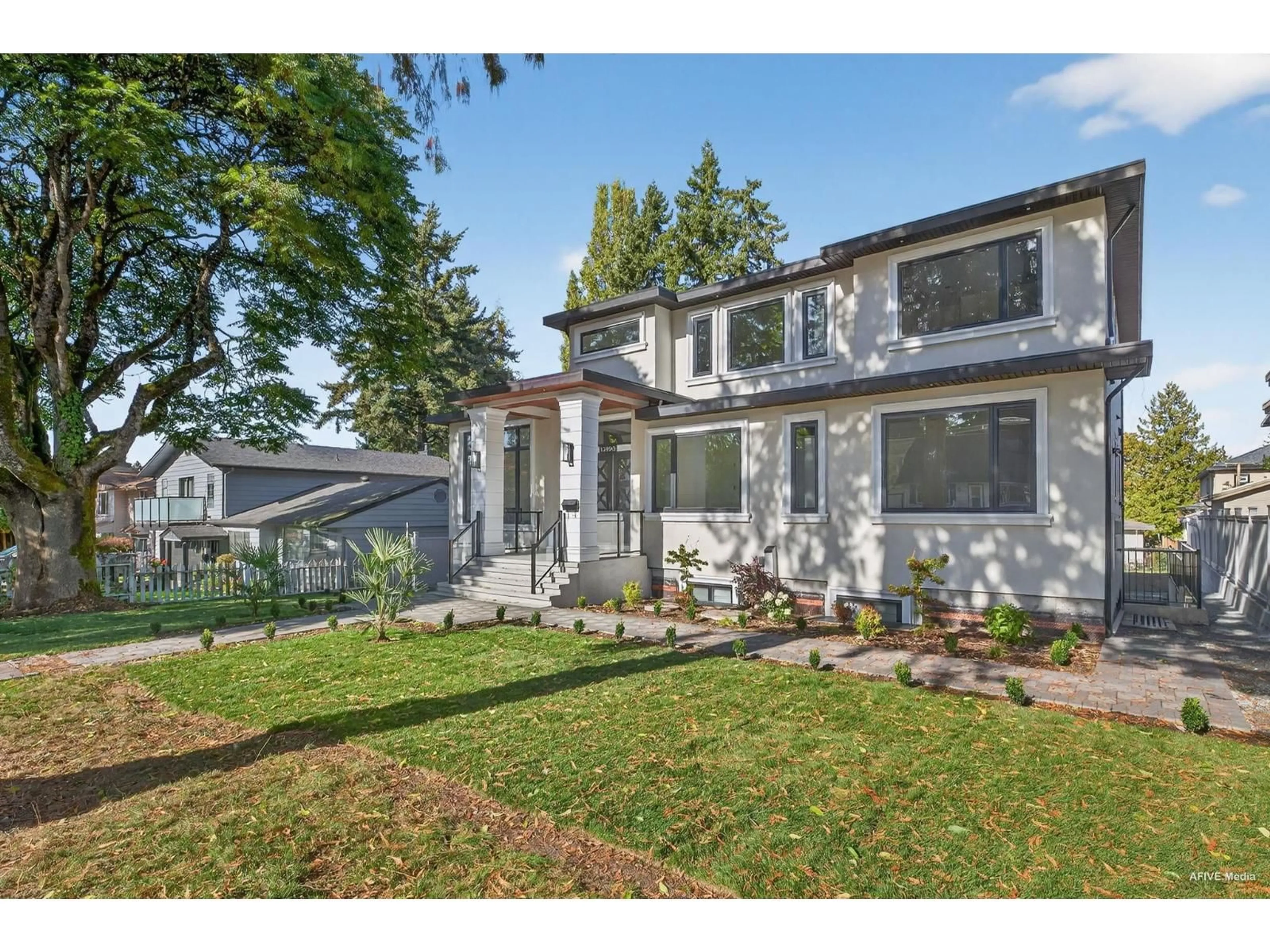 Unknown for 12893 107 AVENUE, Surrey British Columbia V3T2E8